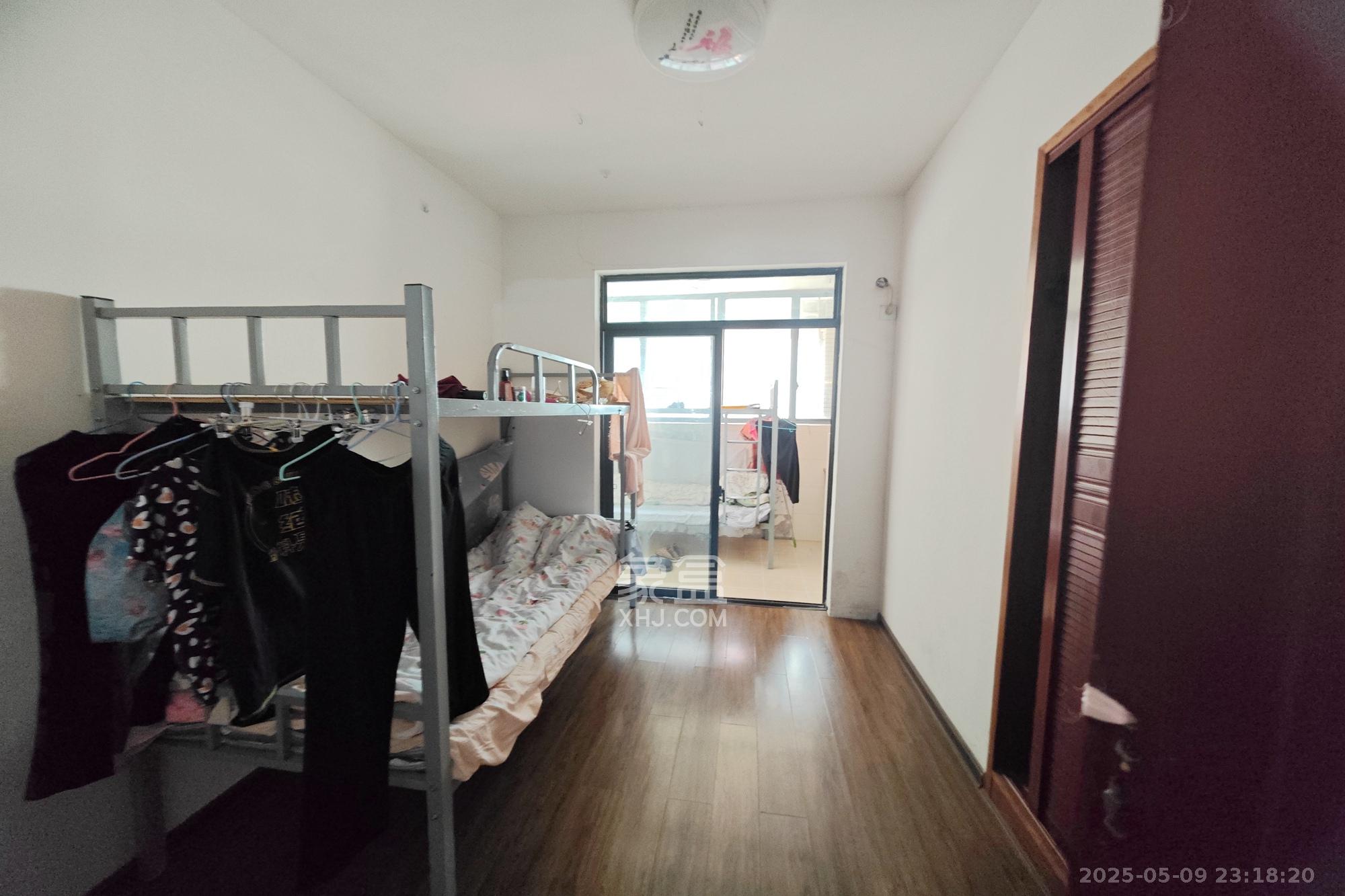 中江佳境天成  3室2厅2卫    93.8万 中江佳境天成  3室2厅2卫    93.8万卧室