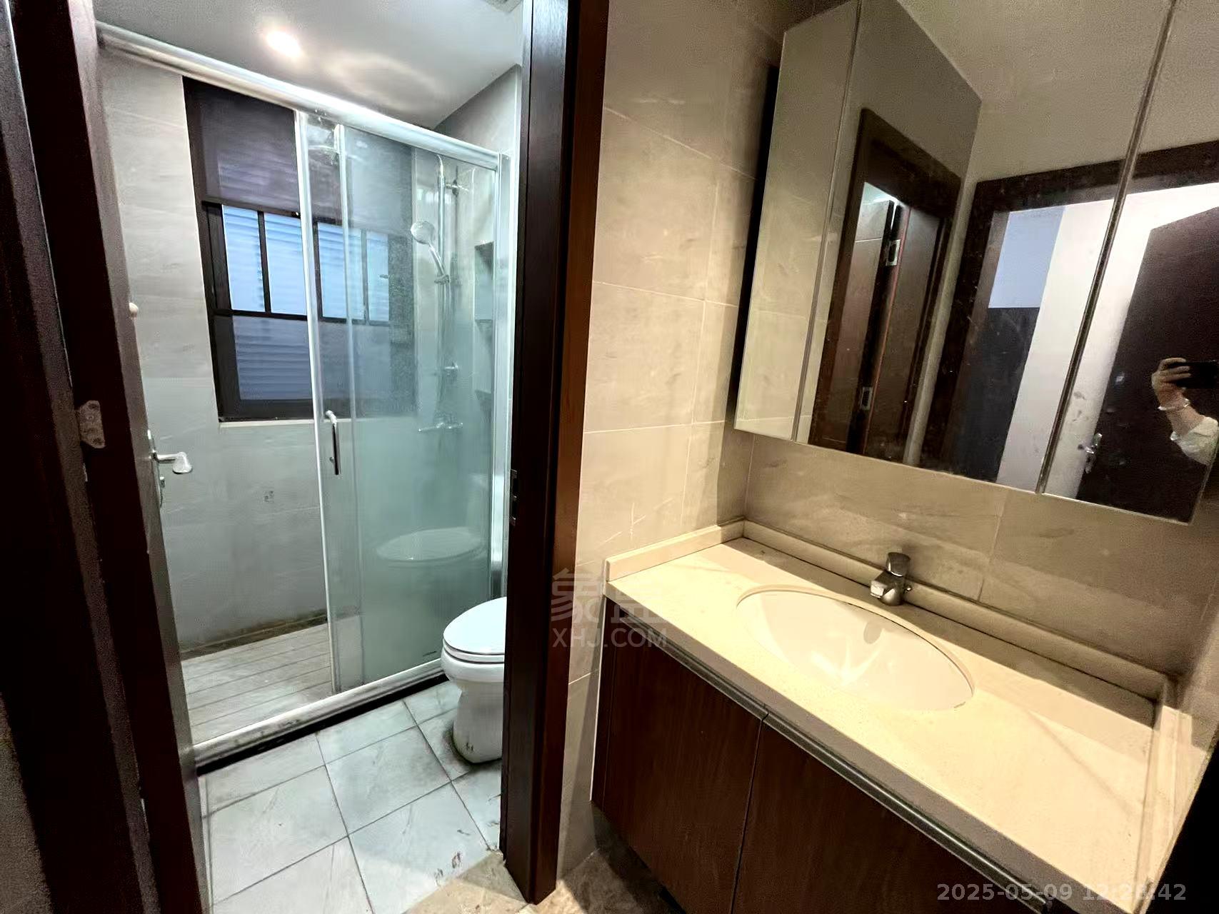 城际空间站 4室2厅2卫 1900.0元/月 城际空间站 4室2厅2卫 1900.0元/月室内图