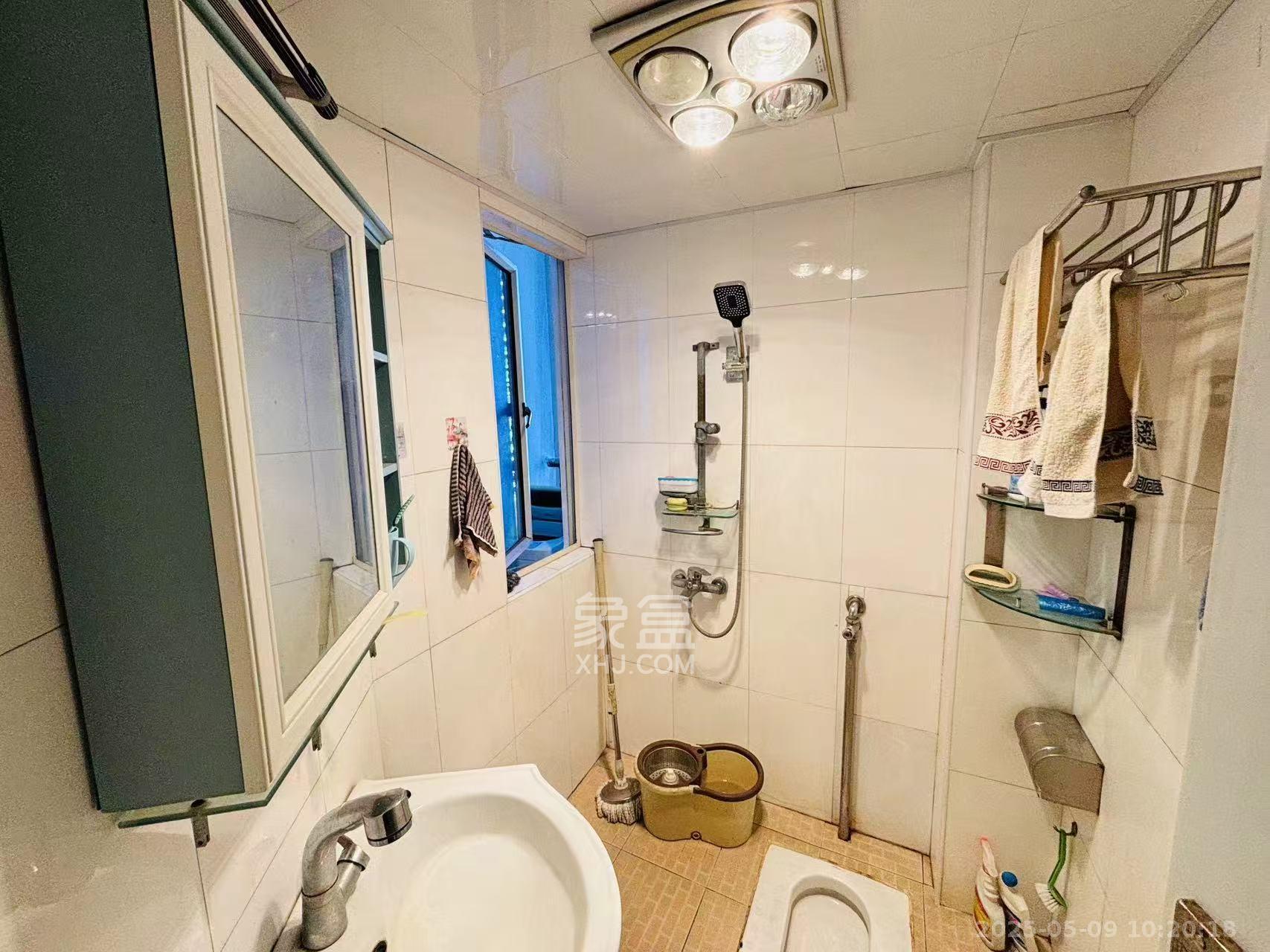 白沙晶城 1室1厅1卫 1800.0元/月 白沙晶城 1室1厅1卫 1800.0元/月室内图