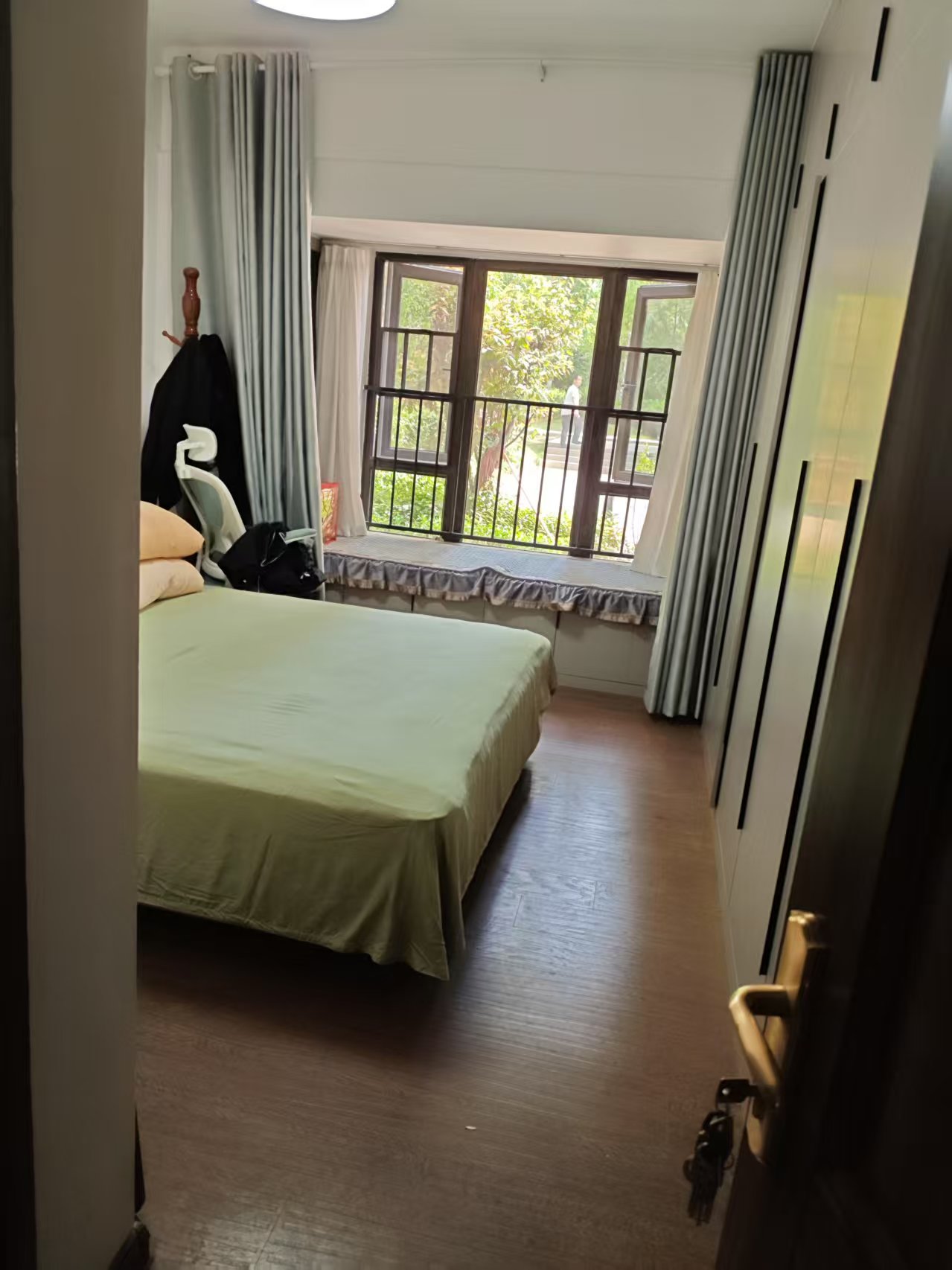 碧桂园翘楚棠  4室2厅2卫    130.0万客厅