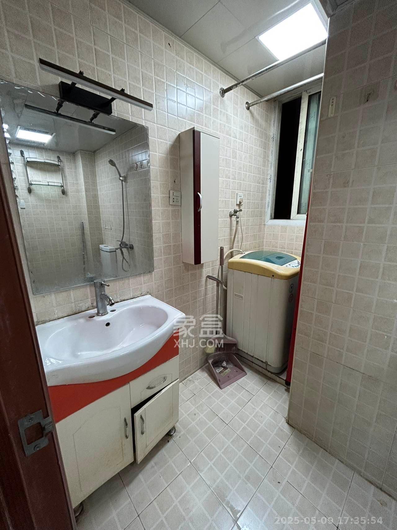 白沙晶城  1室1厅1卫   1800.00元/月室内图