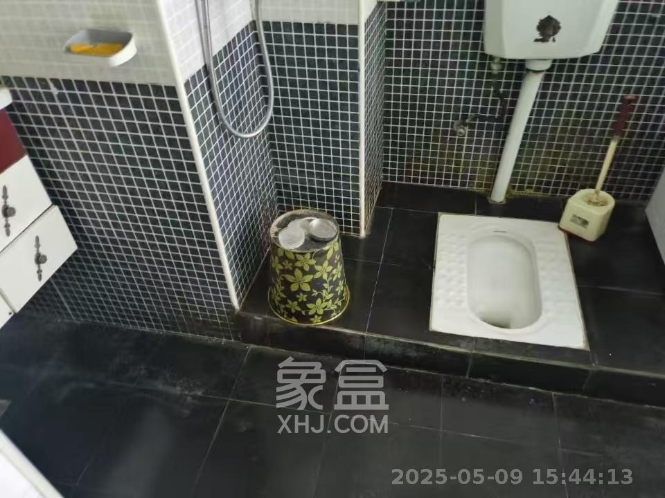 融圣国际  1室1厅1卫    1800.0元/月