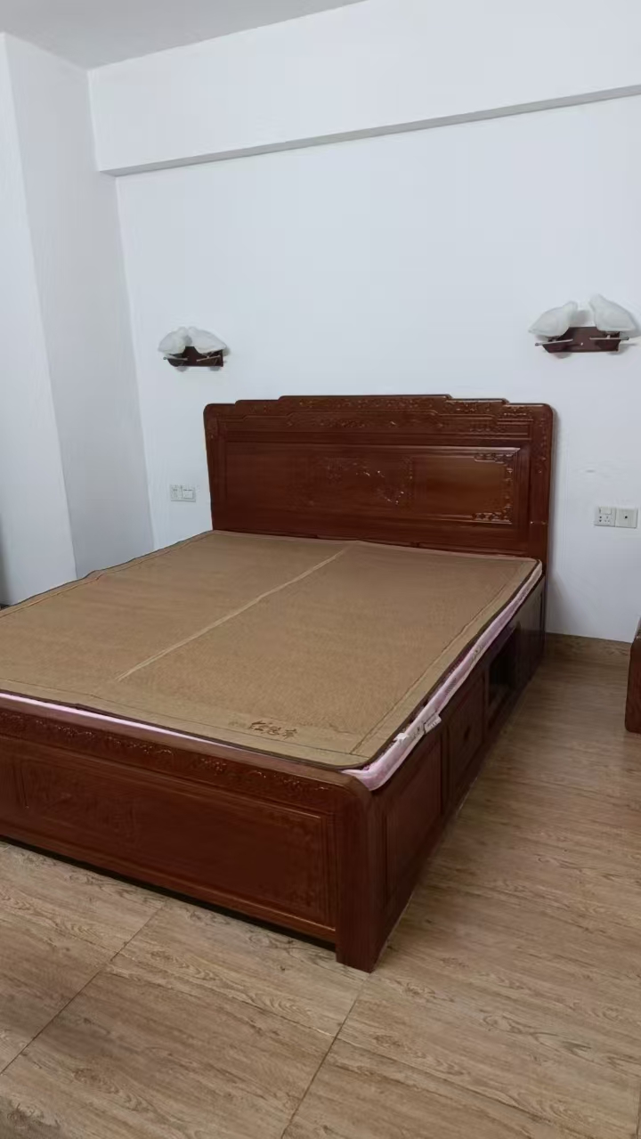 金桃苑 2室2厅1卫 2500.0元/月 金桃苑 2室2厅1卫 2500.0元/月室内图