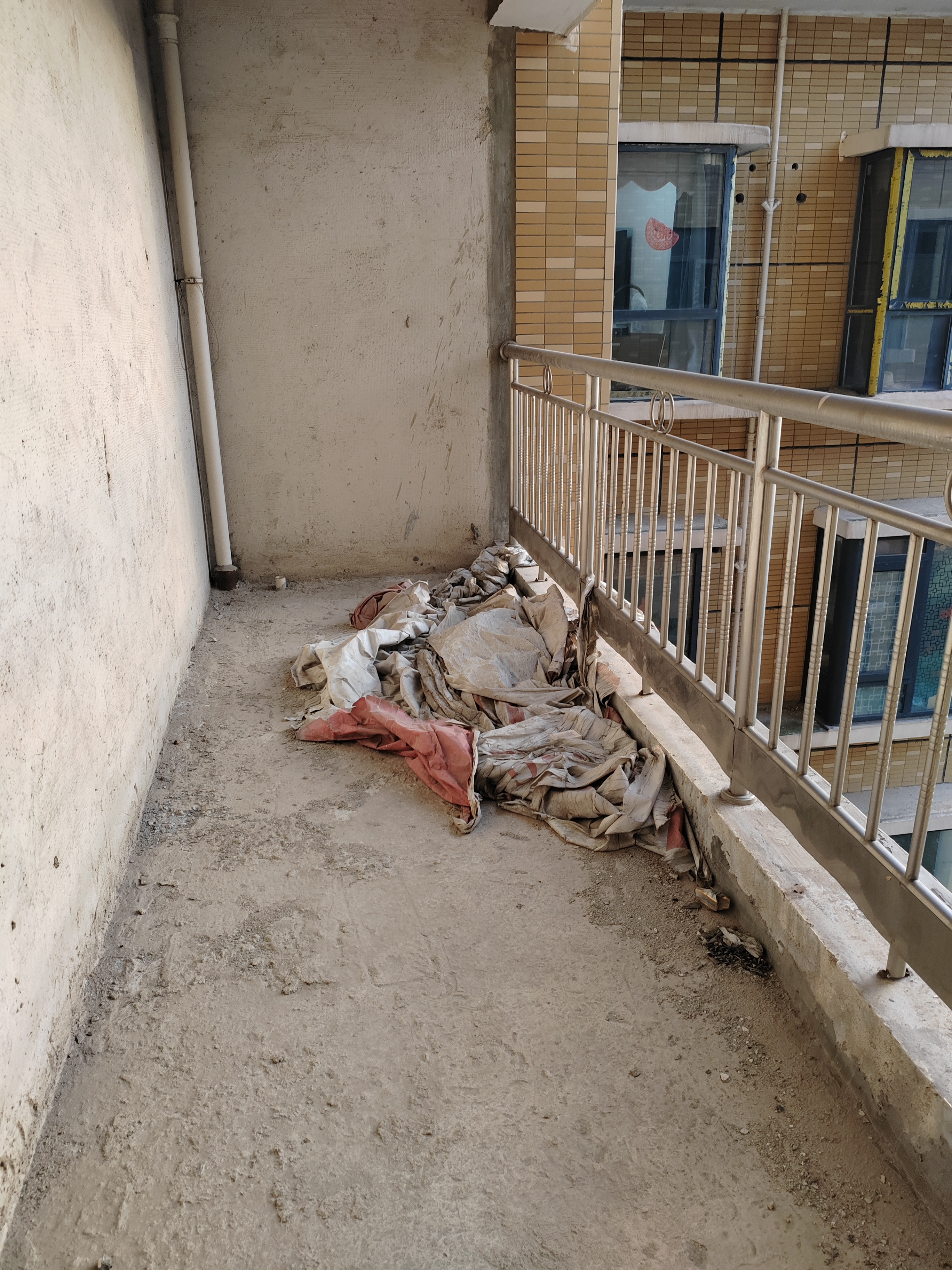 民政小区 4室2厅2卫 56.8万 民政小区 4室2厅2卫 56.8万客厅