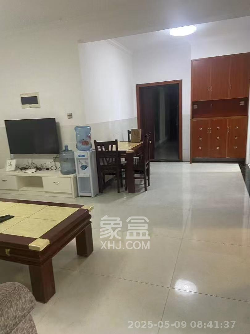 咸嘉新村嘉兴苑  3室1厅1卫    2400.0元/月 咸嘉新村嘉兴苑  3室1厅1卫    2400.0元/月