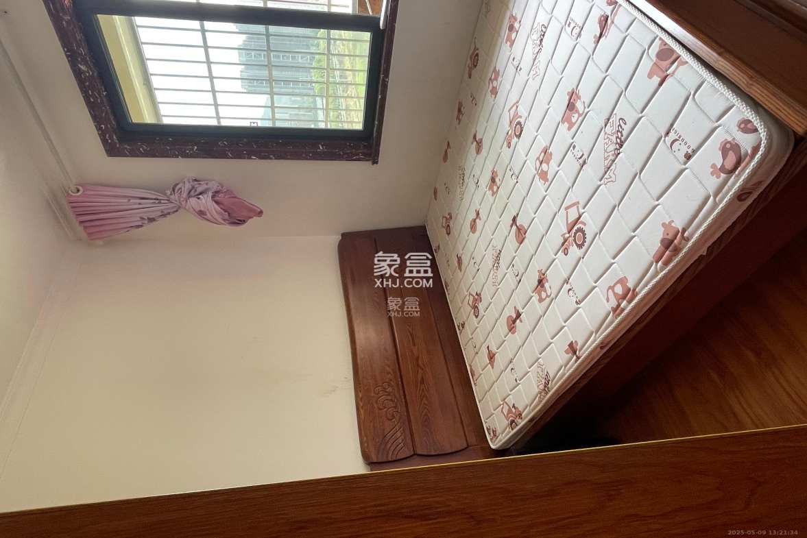 盛腾雅苑(新雅黄金苑二期) 3室2厅1卫 1800.0元/月 盛腾雅苑(新雅黄金苑二期) 3室2厅1卫 1800.0元/月室内图