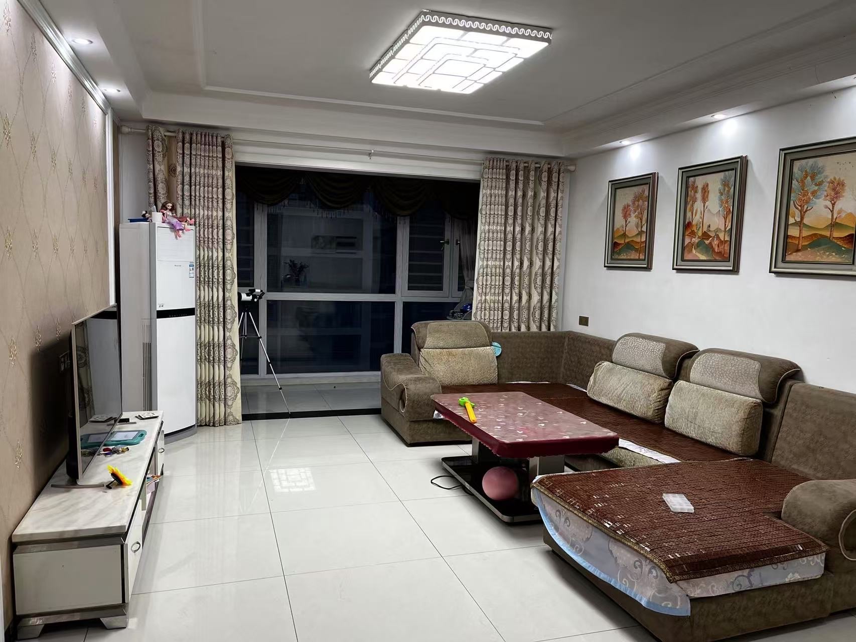 大同沁园  0室0厅0卫   2200.00元/月 大同沁园  0室0厅0卫   2200.00元/月户型图