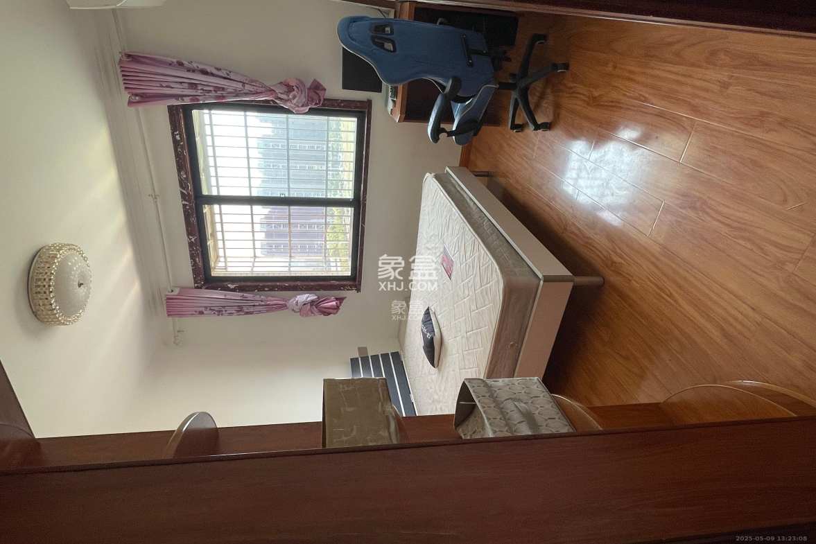 盛腾雅苑(新雅黄金苑二期) 3室2厅1卫 1800.0元/月 盛腾雅苑(新雅黄金苑二期) 3室2厅1卫 1800.0元/月室内图