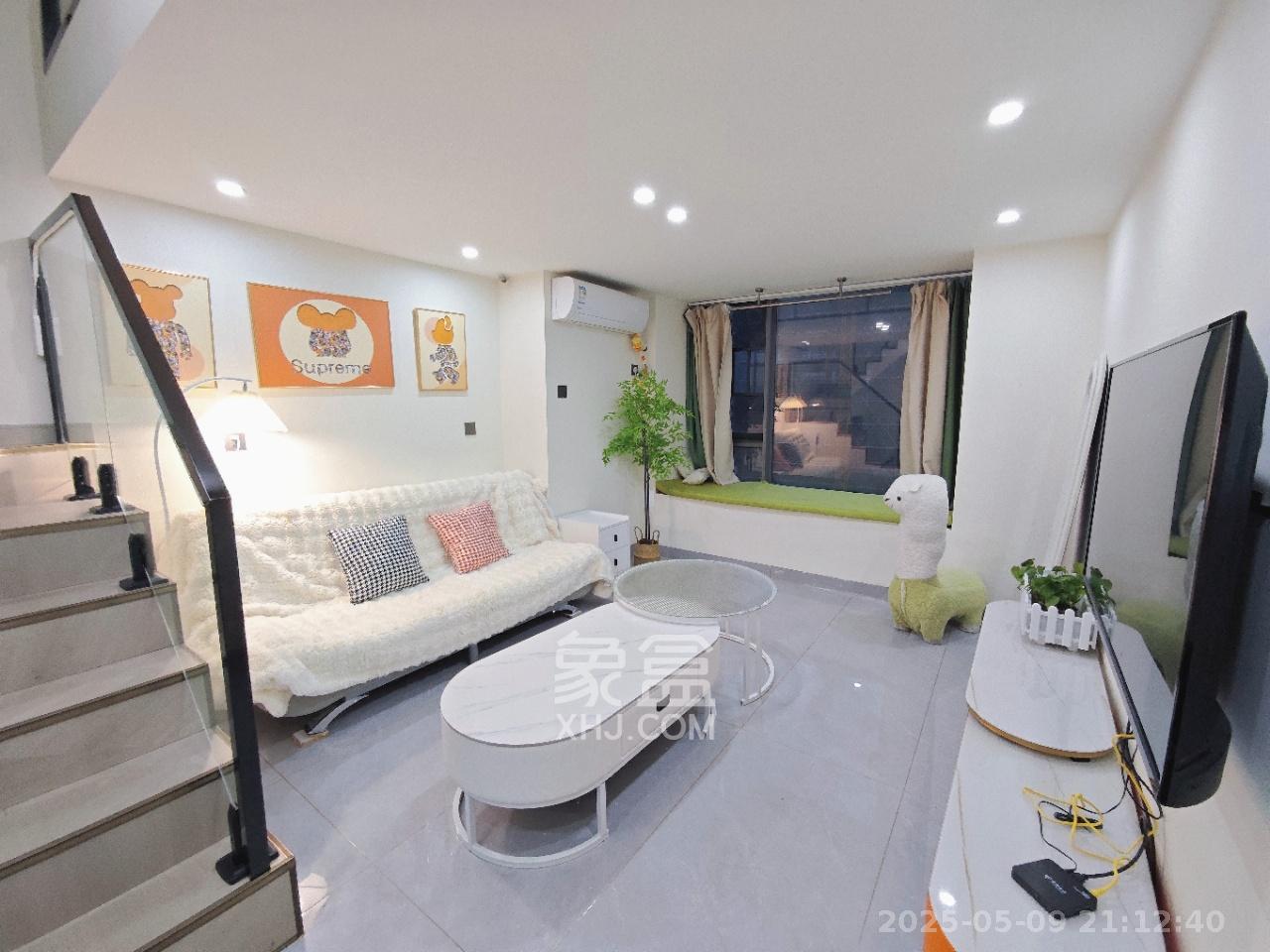 佳兆业云顶都汇 2室1厅1卫 2200.0元/月 佳兆业云顶都汇 2室1厅1卫 2200.0元/月室内图