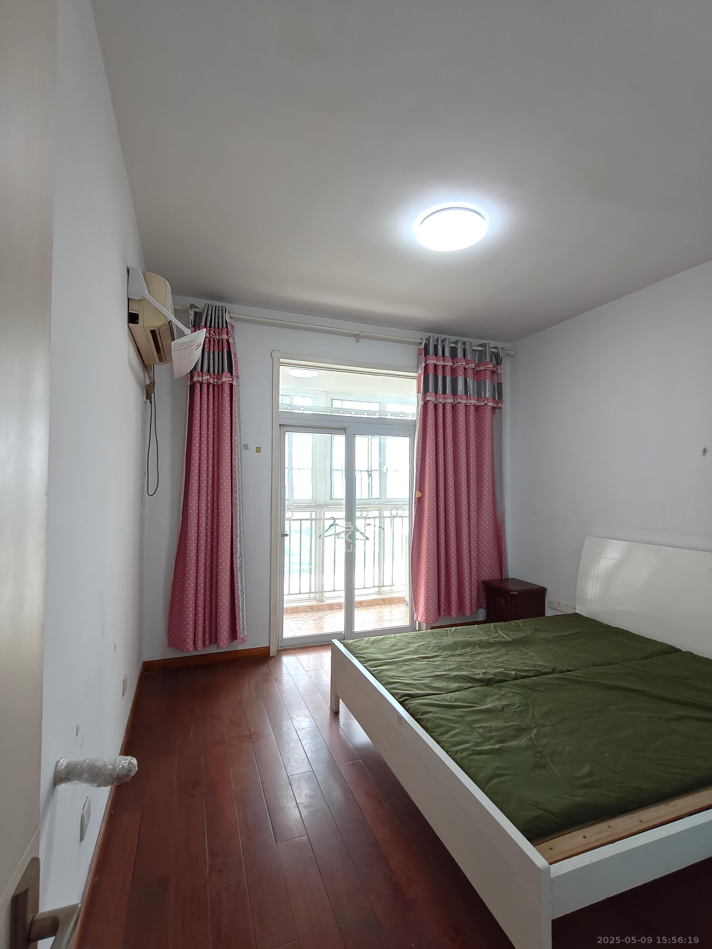 科大景园  3室1厅1卫    2200.0元/月 科大景园  3室1厅1卫    2200.0元/月室内图