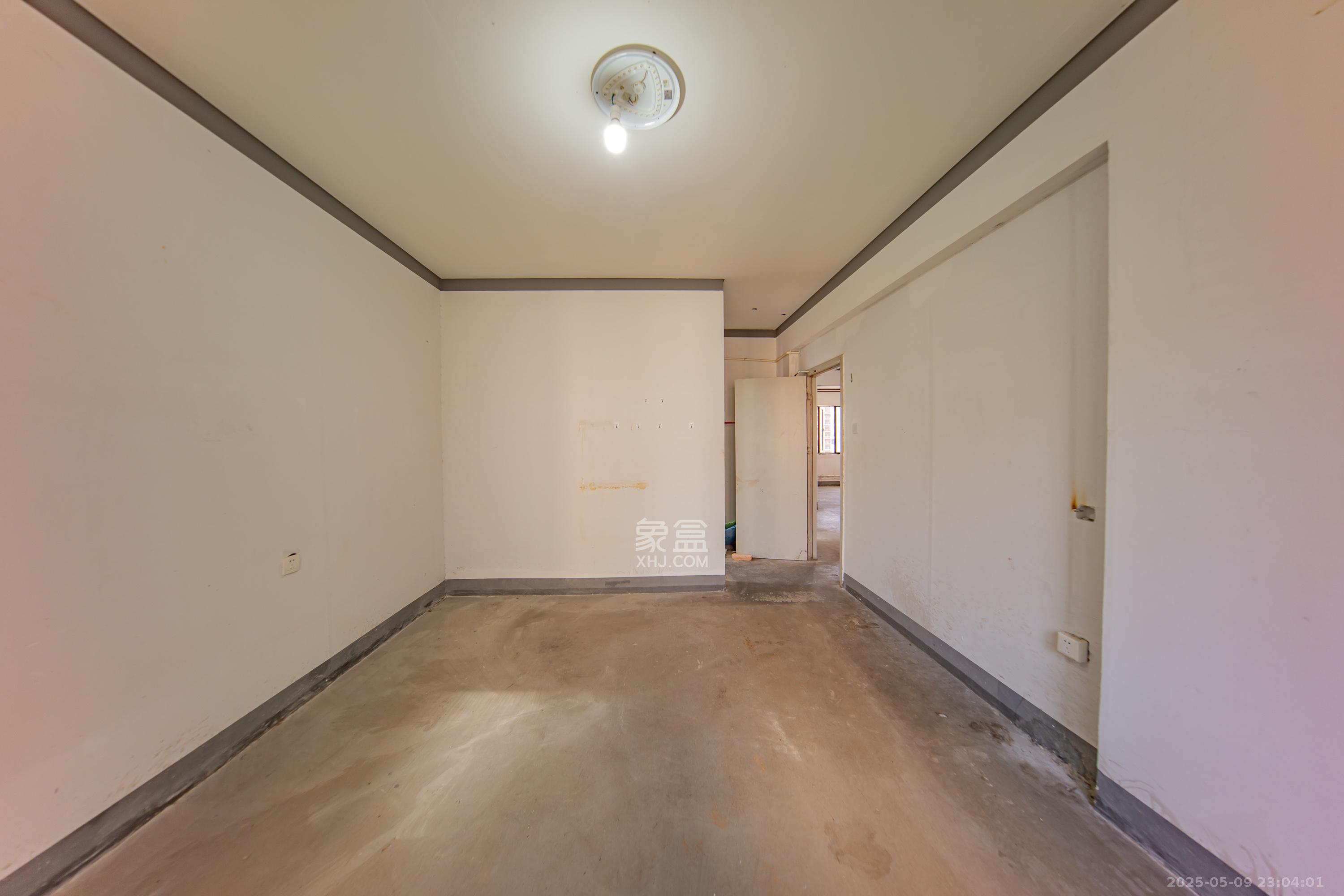 建投象山国际  3室2厅1卫    132.0万卧室