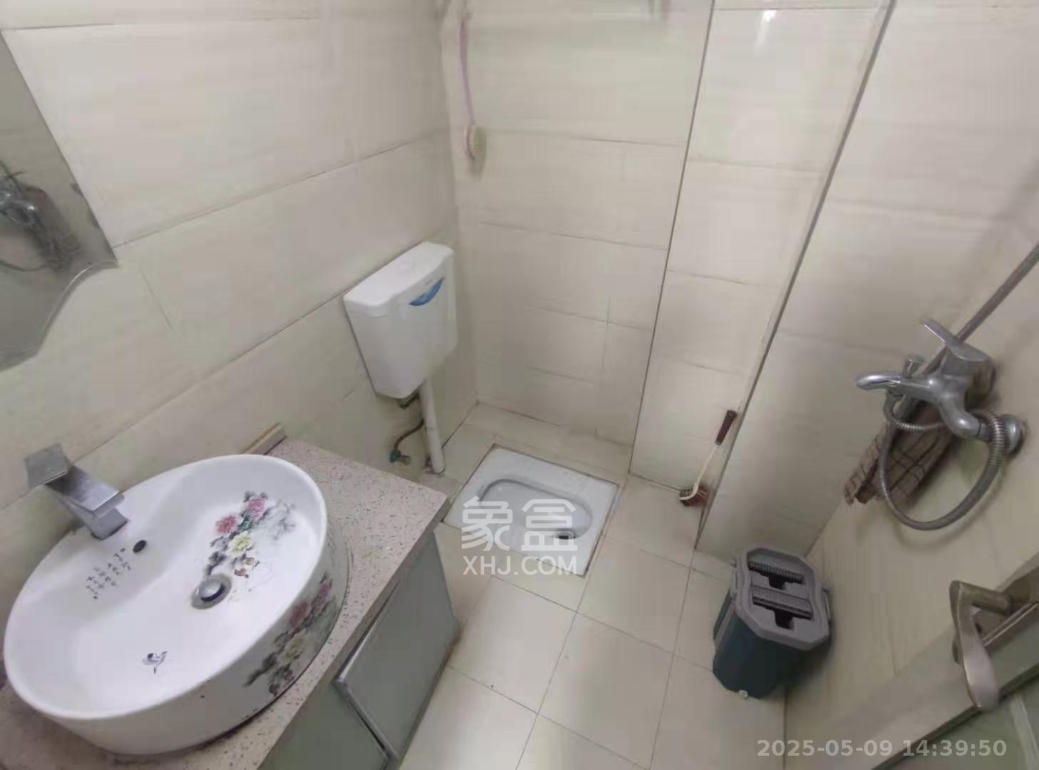 上河国际C区  1室1厅1卫   1800.00元/月室内图