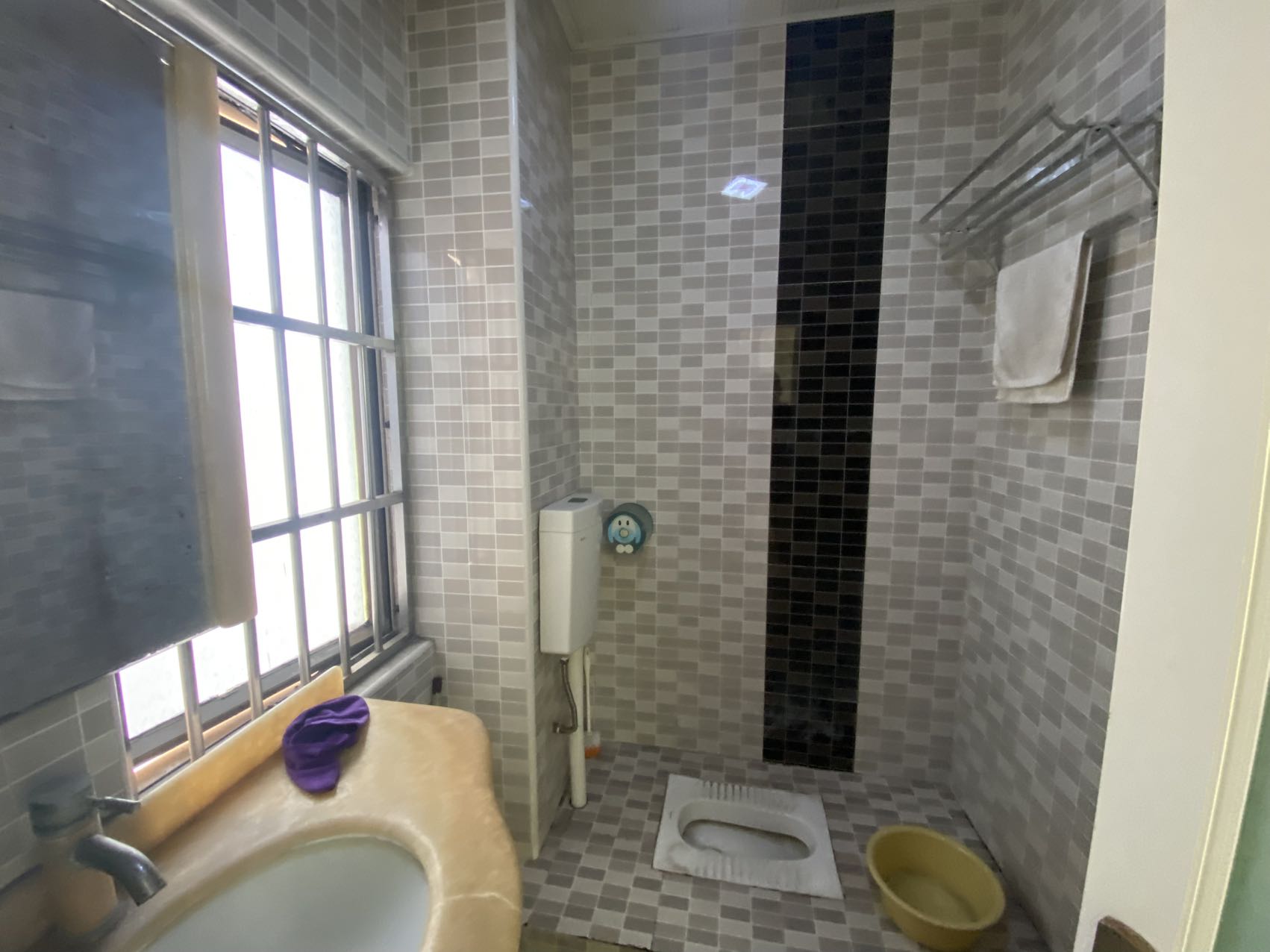 逸海春天 2室2厅1卫 2000.0元/月 逸海春天 2室2厅1卫 2000.0元/月室内图