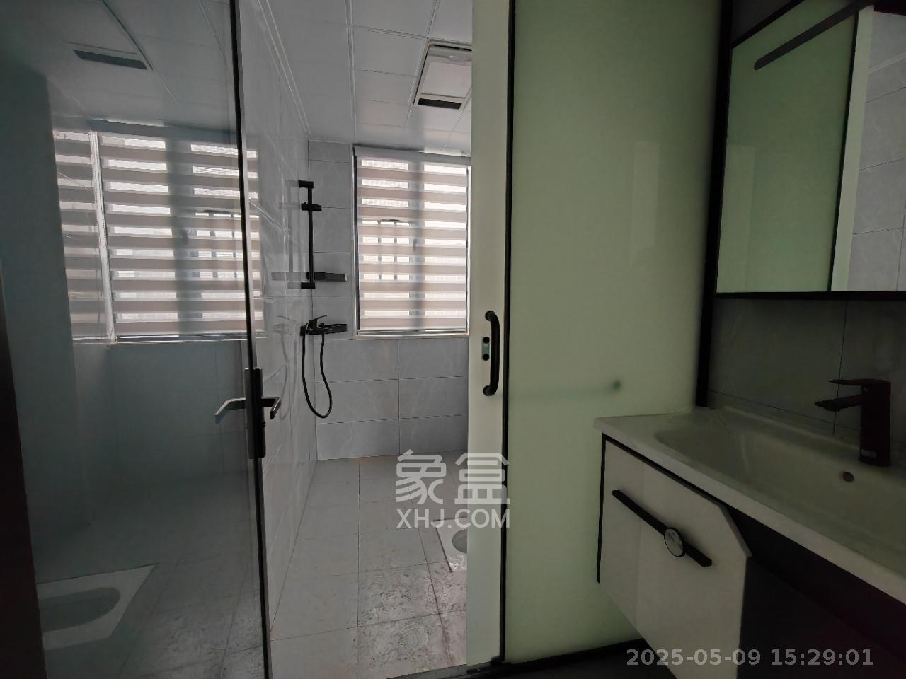 旭辉汇樾城  4室2厅2卫    3800.0元/月室内图