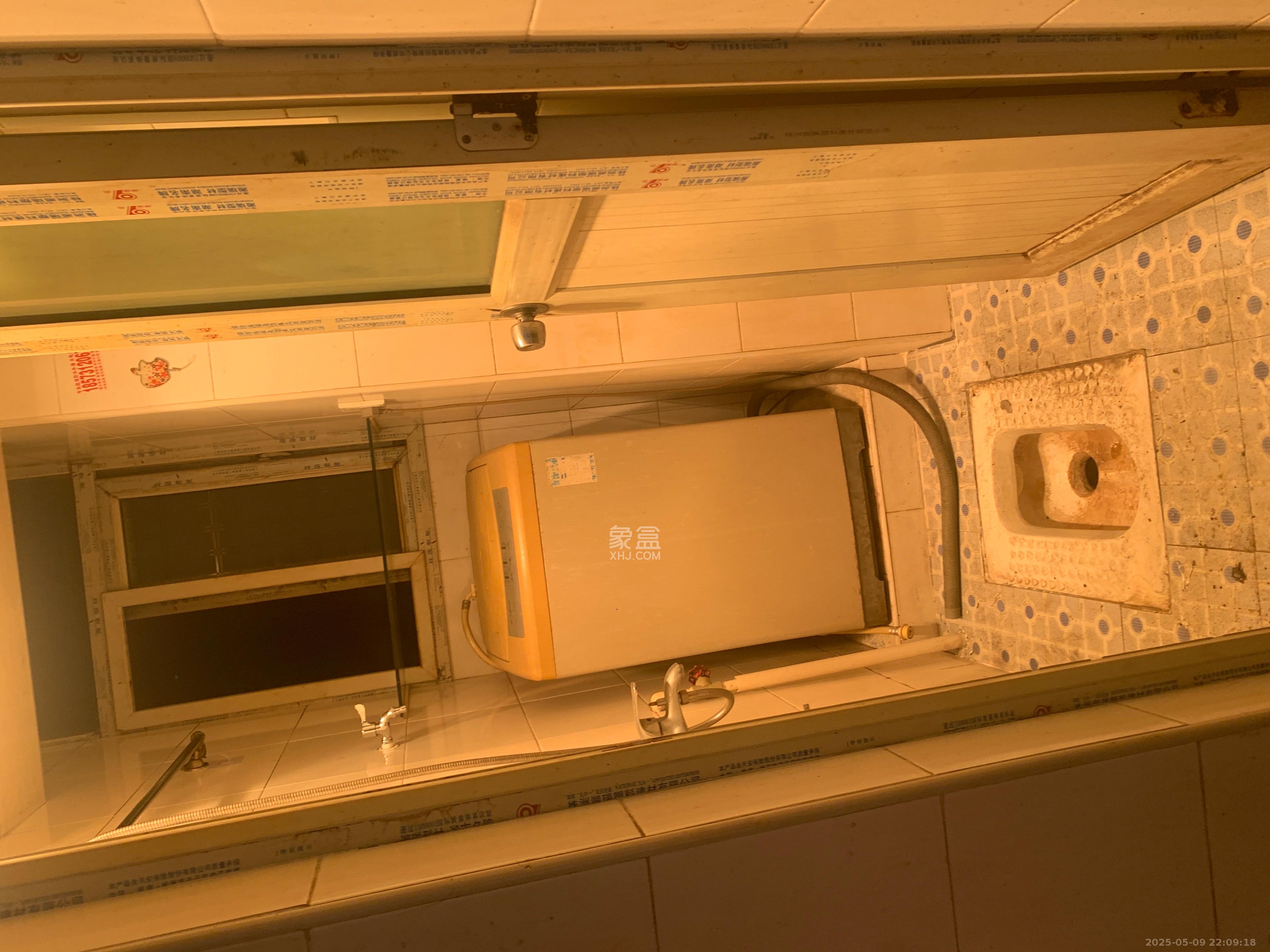 红花坡社区 1室1厅1卫 800.0元/月 红花坡社区 1室1厅1卫 800.0元/月室内图