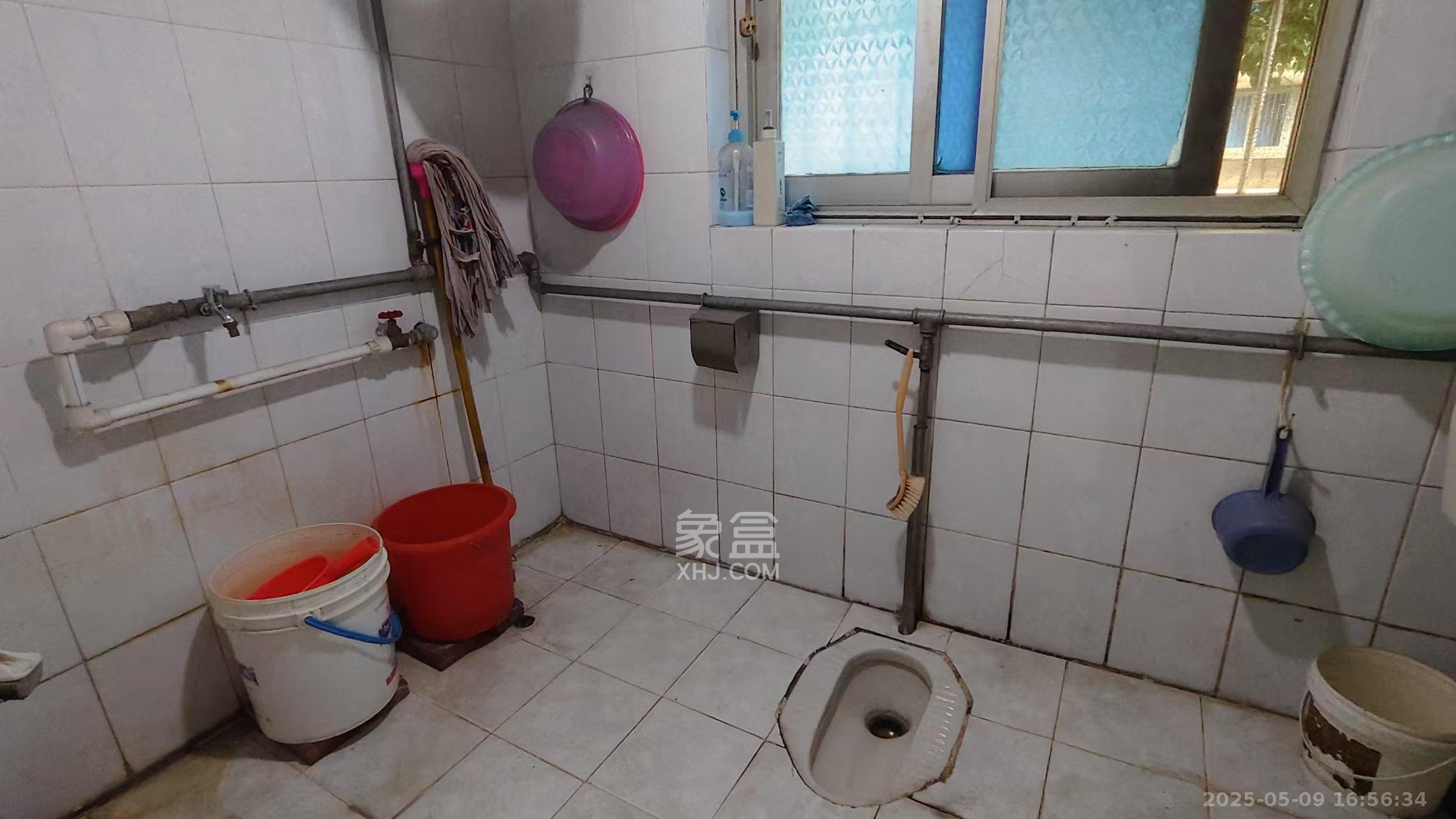 金星小区 4室2厅1卫 2300.0元/月 金星小区 4室2厅1卫 2300.0元/月室内图