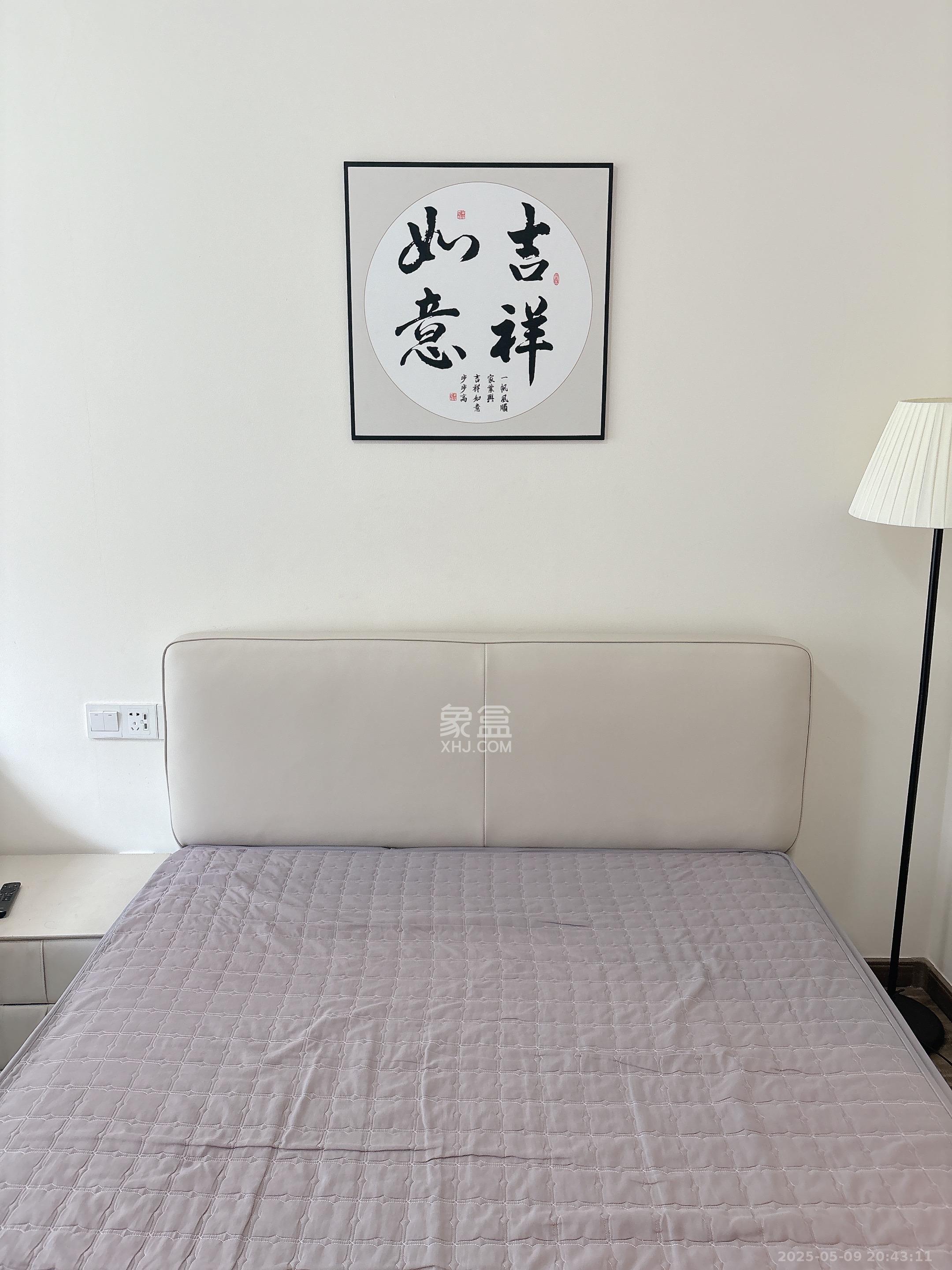 卓越浅水湾  1室1厅1卫   1500.00元/月室内图