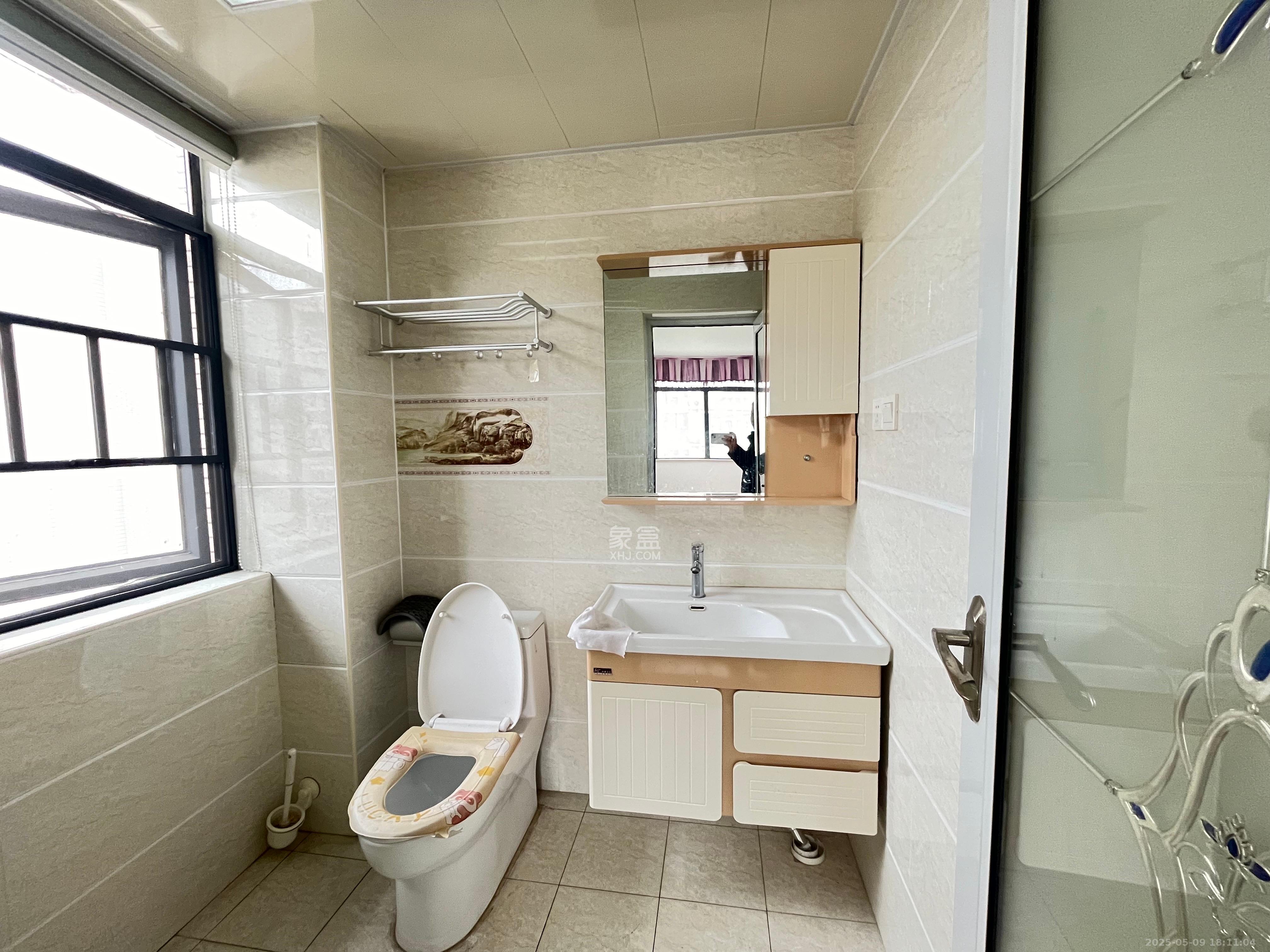 湘水熙园 4室2厅2卫 3500.0元/月 湘水熙园 4室2厅2卫 3500.0元/月室内图