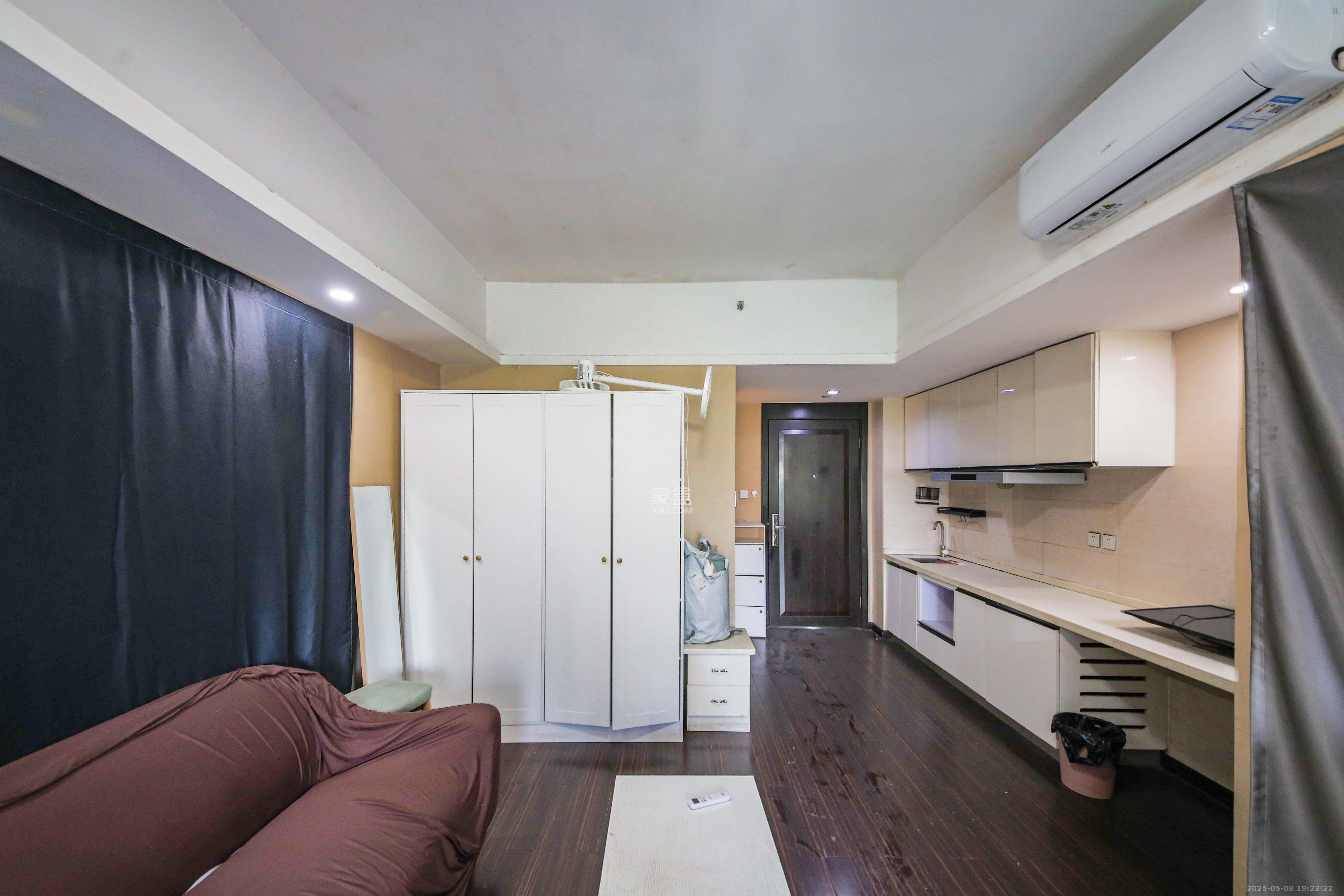 德思勤城市广场(宝格丽公寓) 1室1厅1卫 30.0万 德思勤城市广场(宝格丽公寓) 1室1厅1卫 30.0万卧室