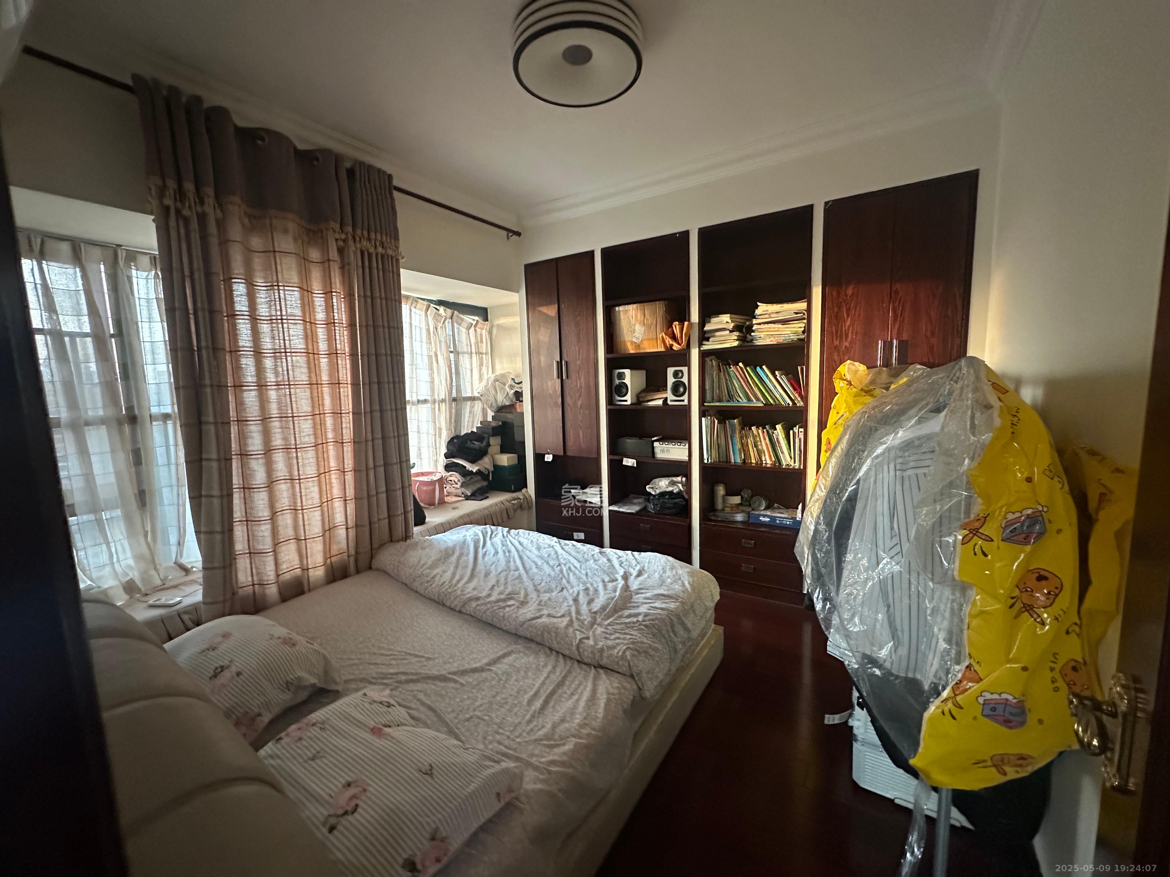 恒大雅苑 4室2厅2卫 3500.0元/月 恒大雅苑 4室2厅2卫 3500.0元/月室内图