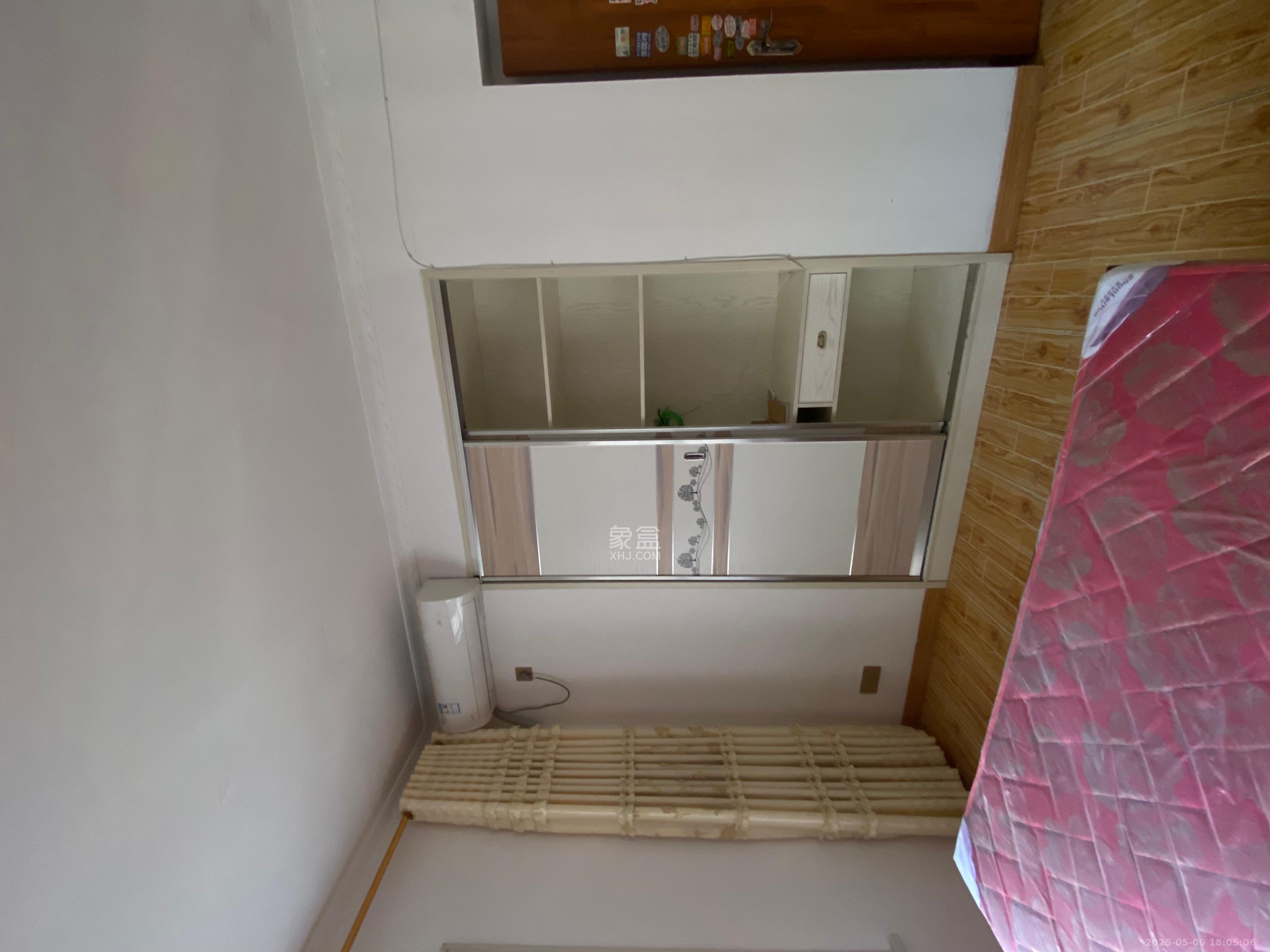 和馨园  2室1厅1卫   1200.00元/月室内图