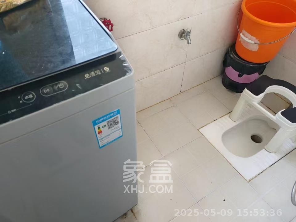 桂花二村  2室1厅1卫   1500.00元/月室内图