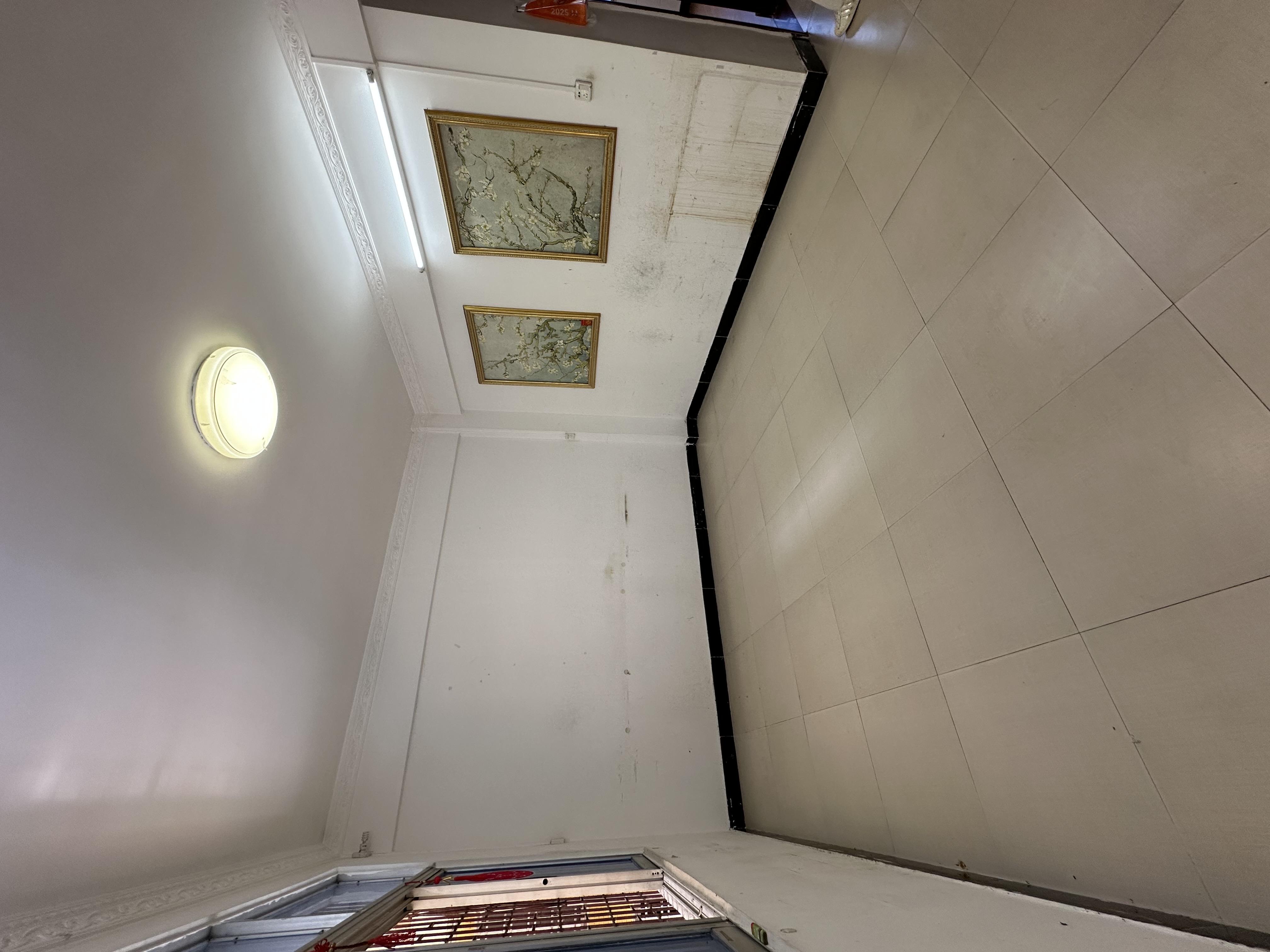 粮食宿舍(宗伯里17号)  3室2厅1卫    73.0万 粮食宿舍(宗伯里17号)  3室2厅1卫    73.0万客厅