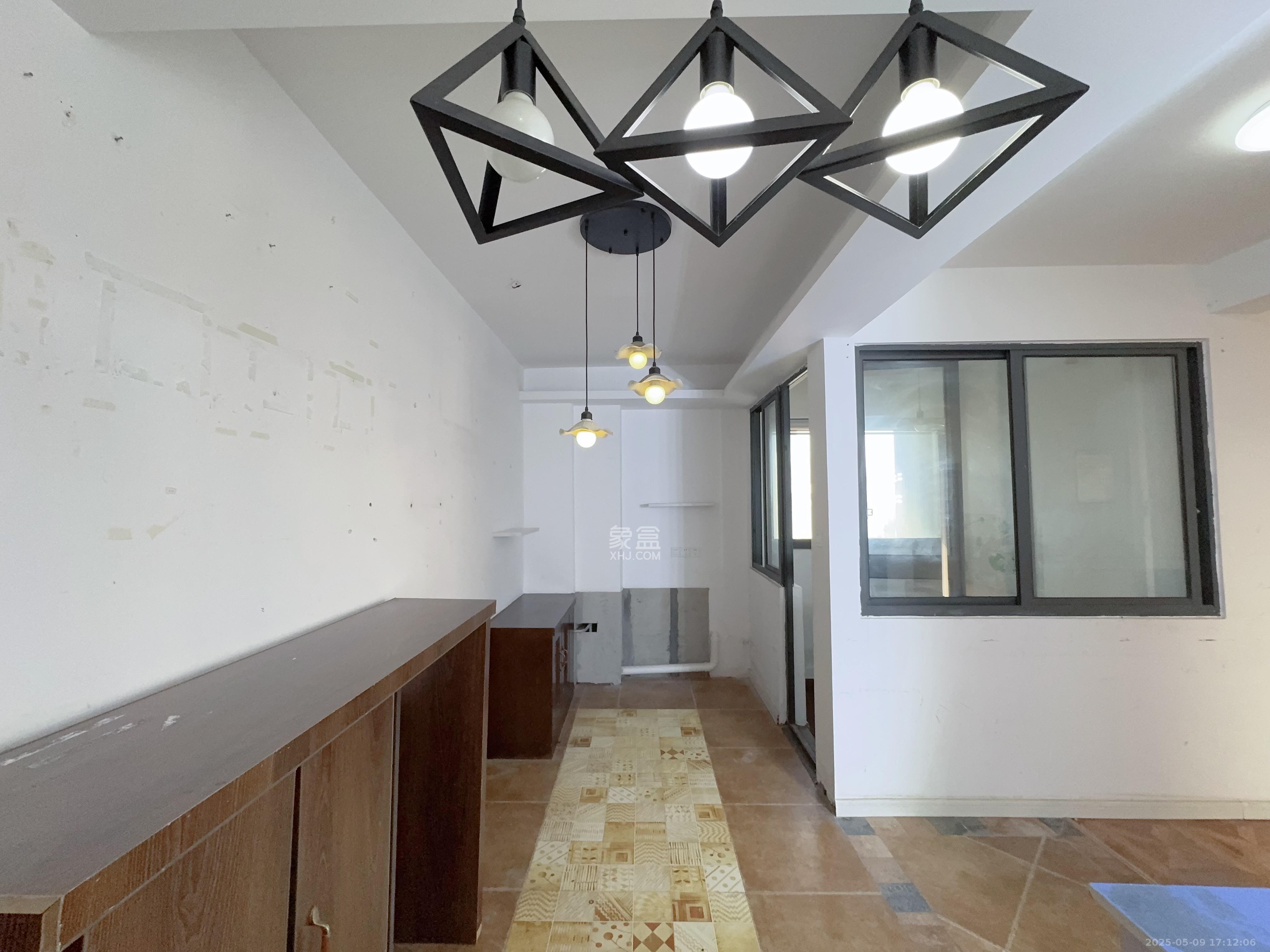 博林金谷 3室2厅2卫 2000.0元/月 博林金谷 3室2厅2卫 2000.0元/月室内图