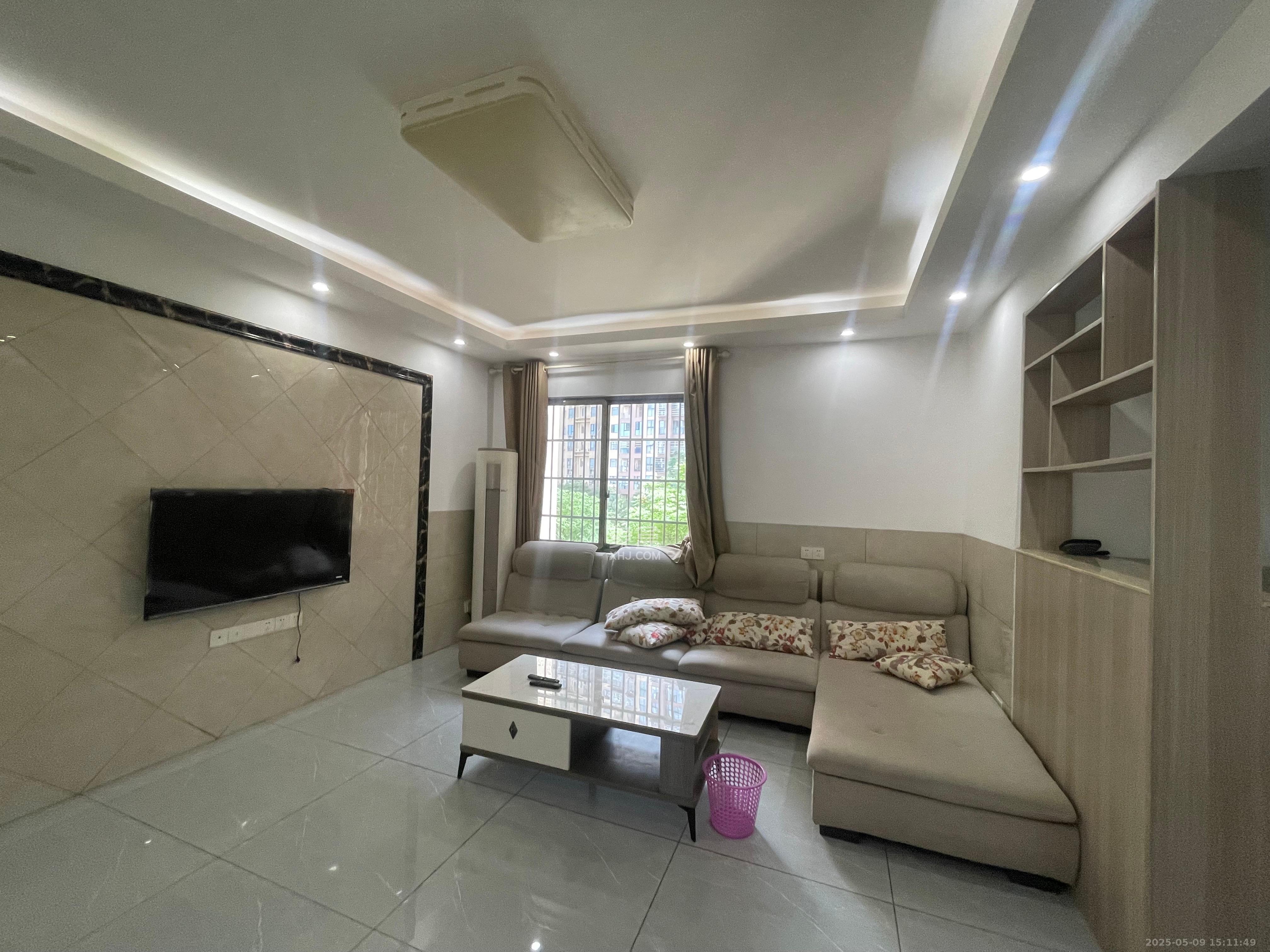 鄱阳佳郡 1室0厅0卫 2400.0元/月 鄱阳佳郡 1室0厅0卫 2400.0元/月室内图