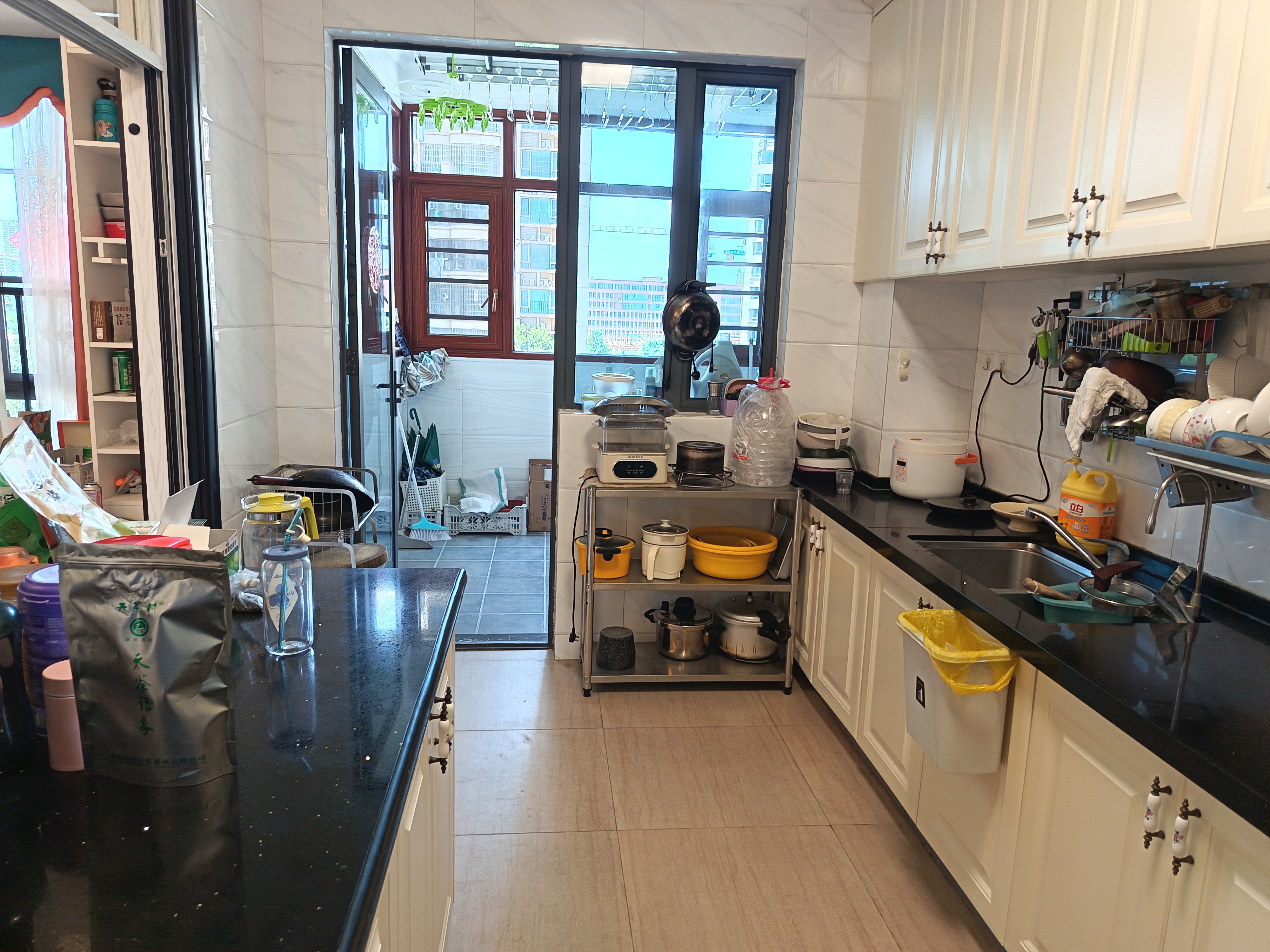 碧桂园 5室2厅4卫 3600.0元/月 碧桂园 5室2厅4卫 3600.0元/月室内图