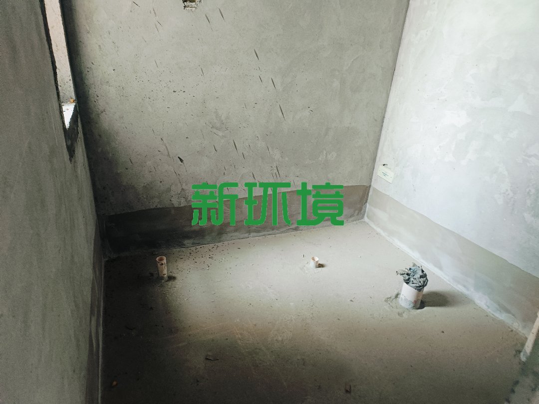 尚东御园  4室2厅2卫    66.8万客厅