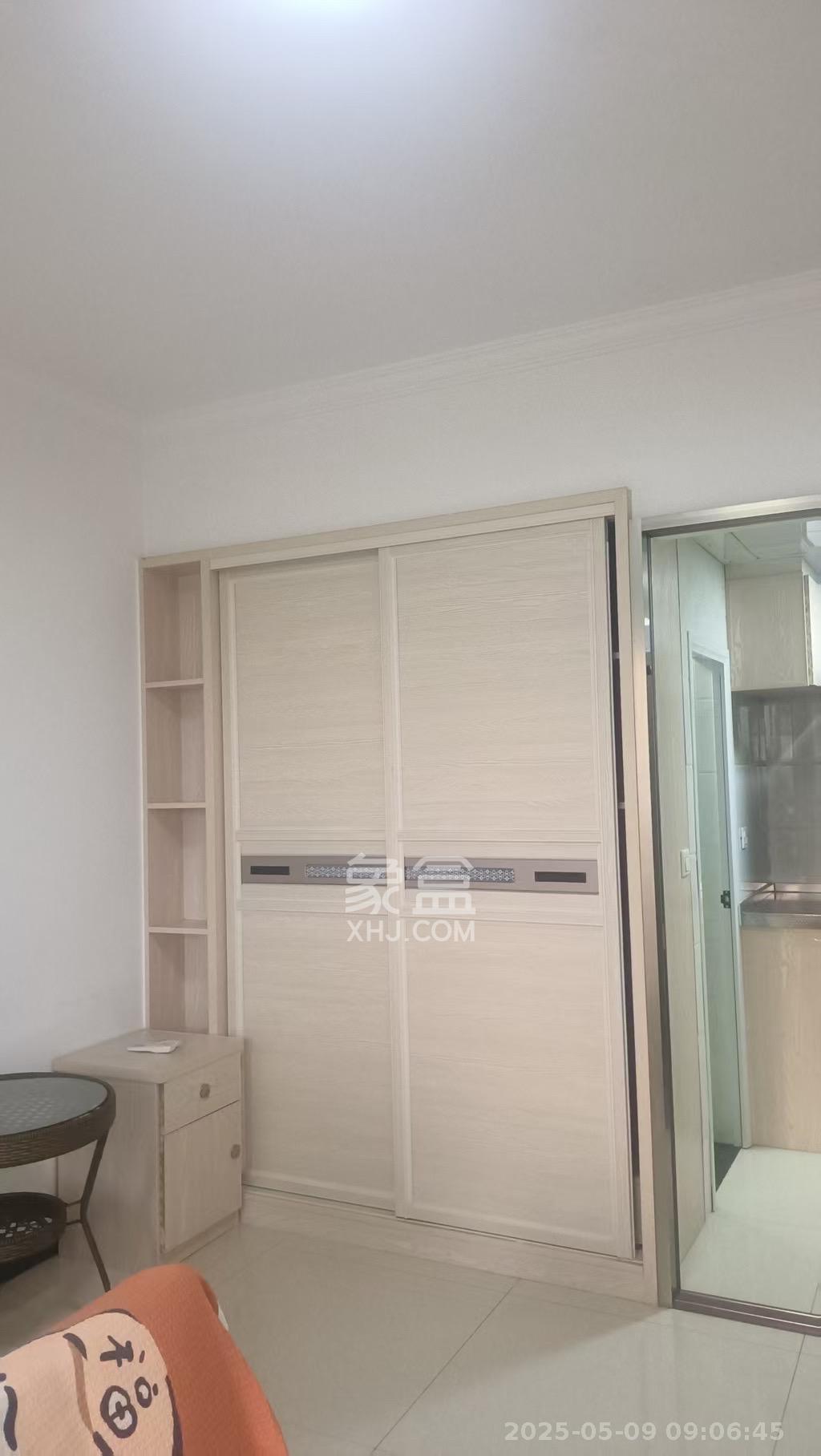 MOMA当代广场  1室1厅1卫    1600.0元/月 MOMA当代广场  1室1厅1卫    1600.0元/月