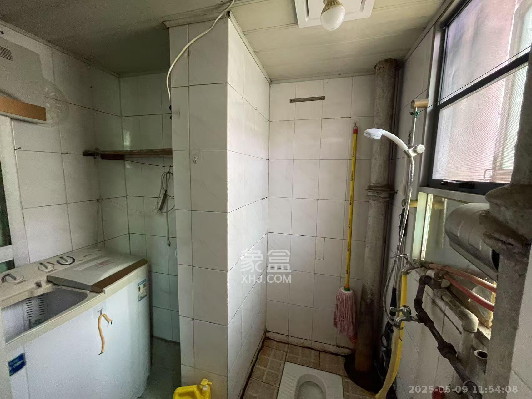 八方公司宿舍(师家老屋)  3室1厅2卫    1800.0元/月 八方公司宿舍(师家老屋)  3室1厅2卫    1800.0元/月户型图