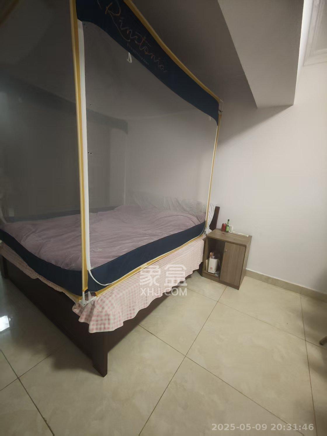 湘水和天下 1室1厅1卫 1350.0元/月 湘水和天下 1室1厅1卫 1350.0元/月室内图