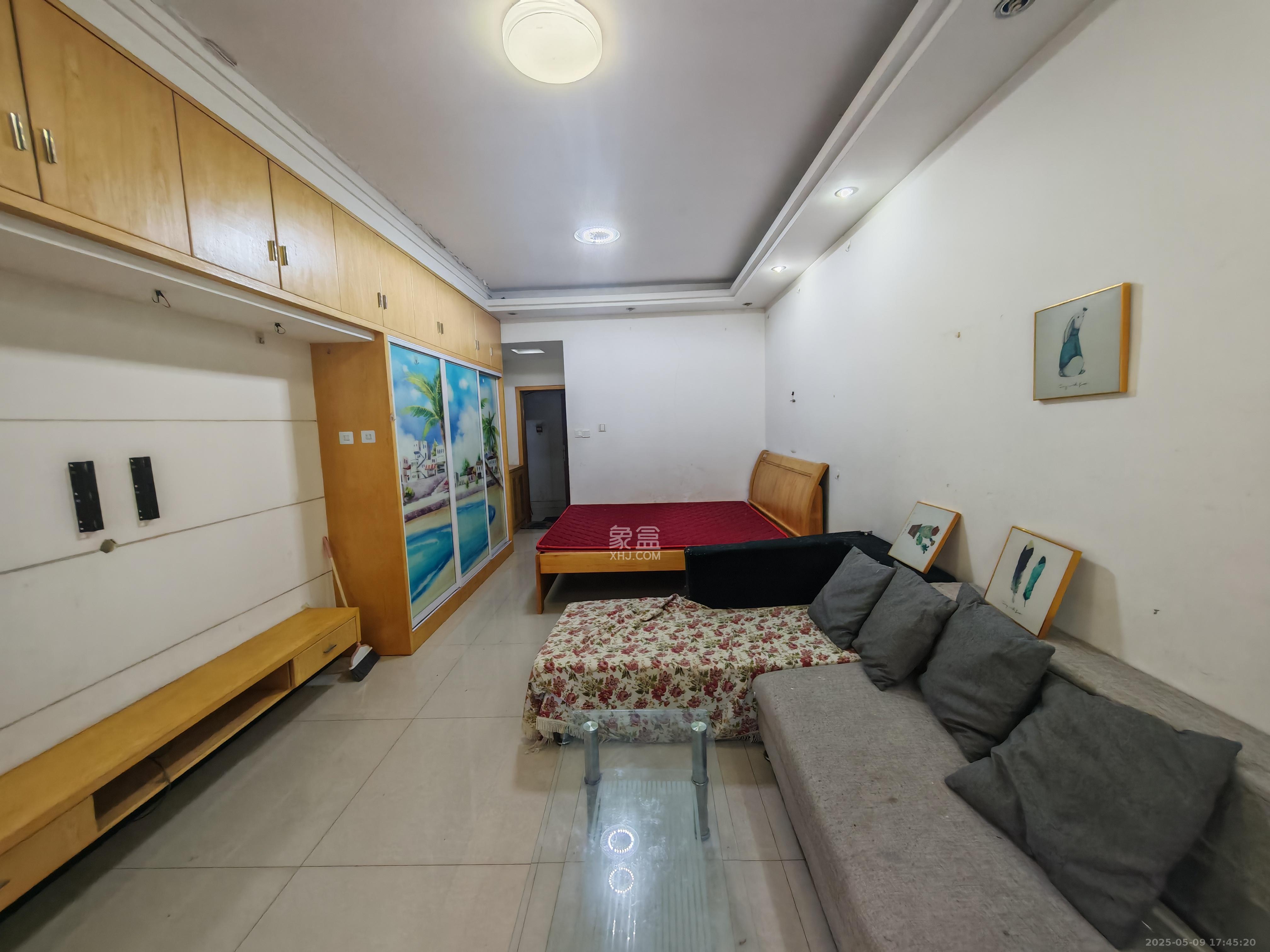 中城丽景香山园  1室1厅1卫   1500.00元/月室内图