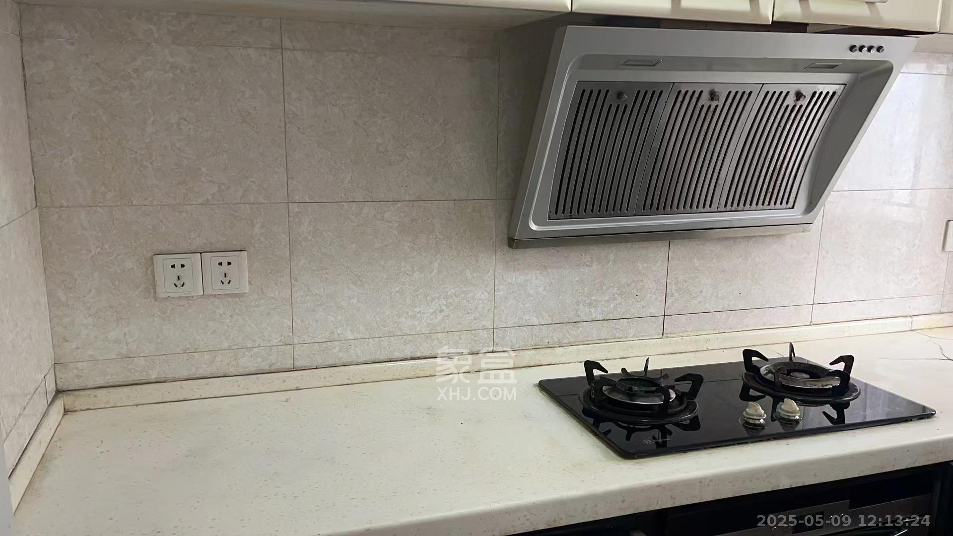 中国铁建国际城一期 3室2厅1卫 1400.0元/月 中国铁建国际城一期 3室2厅1卫 1400.0元/月室内图