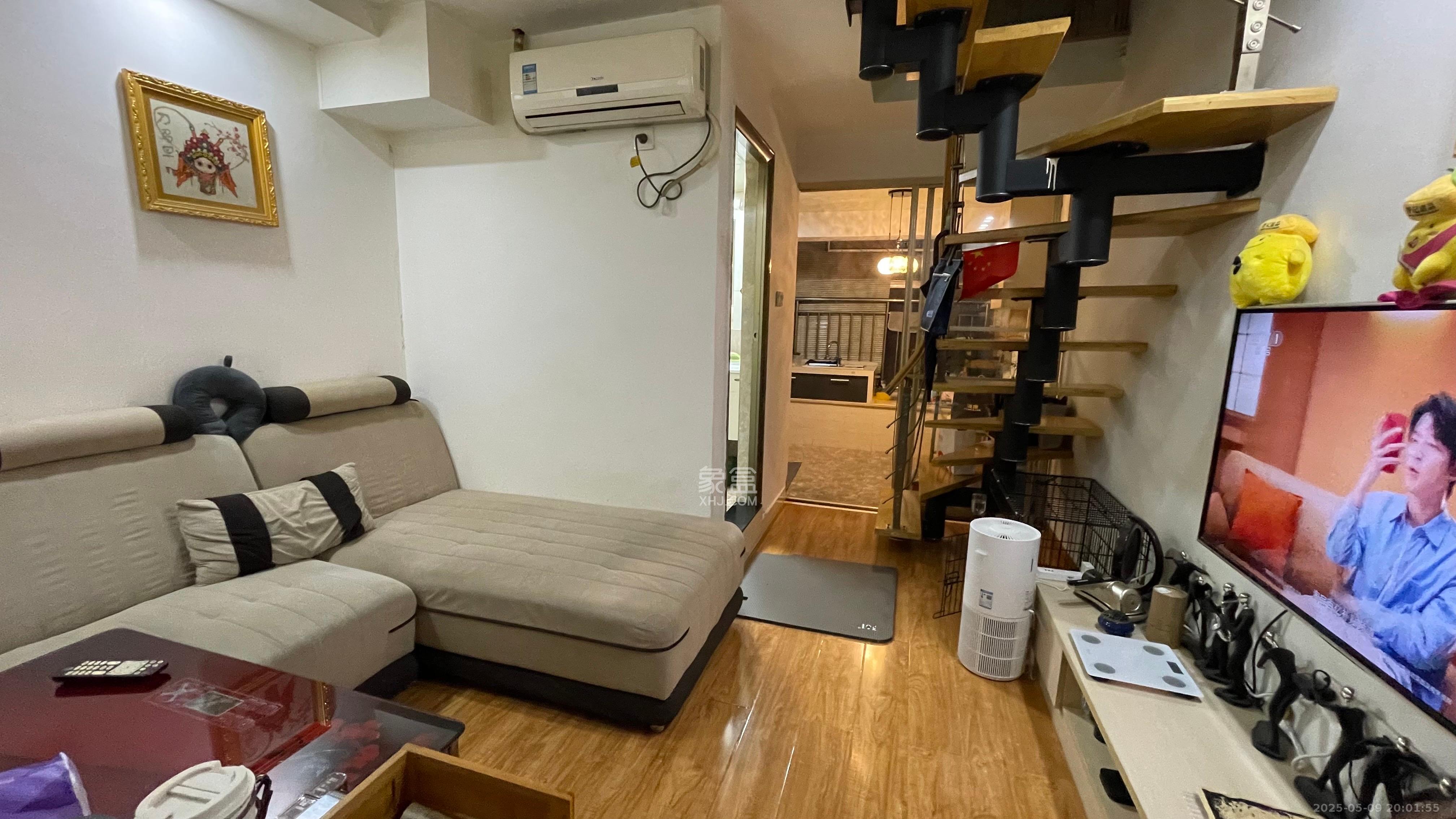 金色loft（鑫秋大厦）  1室0厅0卫   39.80万