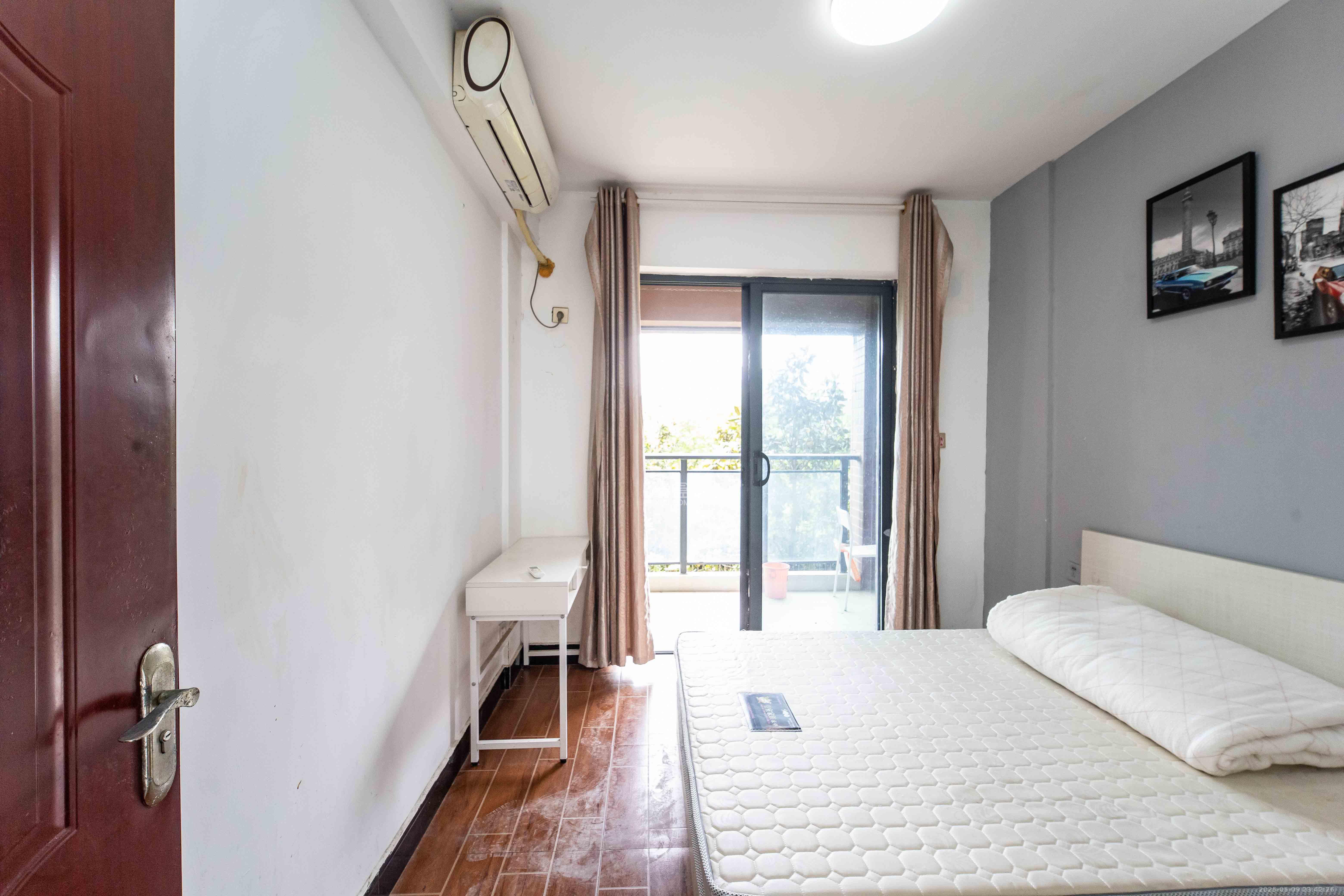 锦湘国际星城四期(金丽苑)  3室2厅2卫    110.0万 锦湘国际星城四期(金丽苑)  3室2厅2卫    110.0万卧室