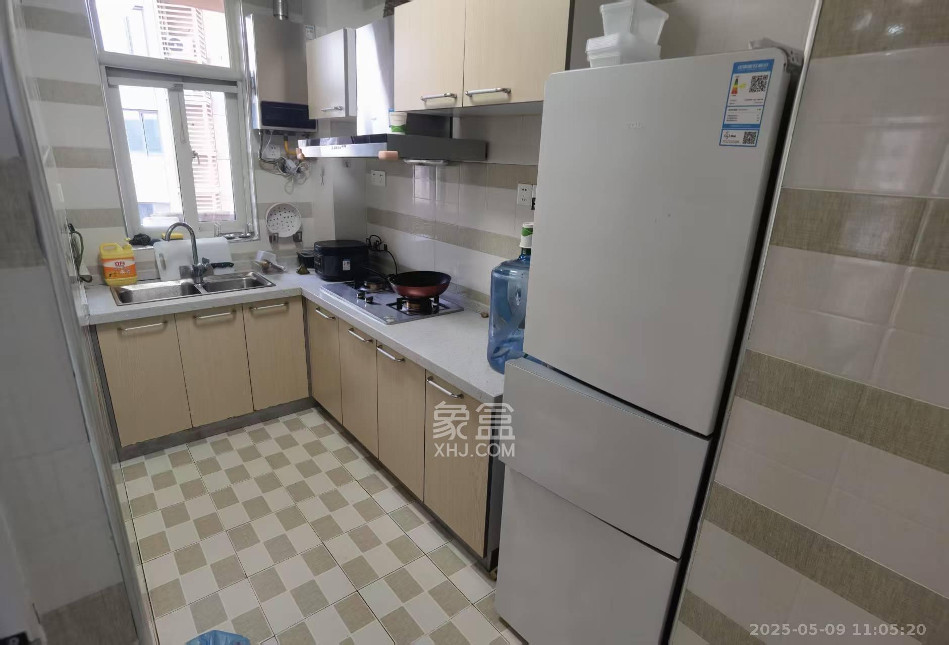 北辰三角洲E4区  2室1厅1卫   2900.00元/月室内图