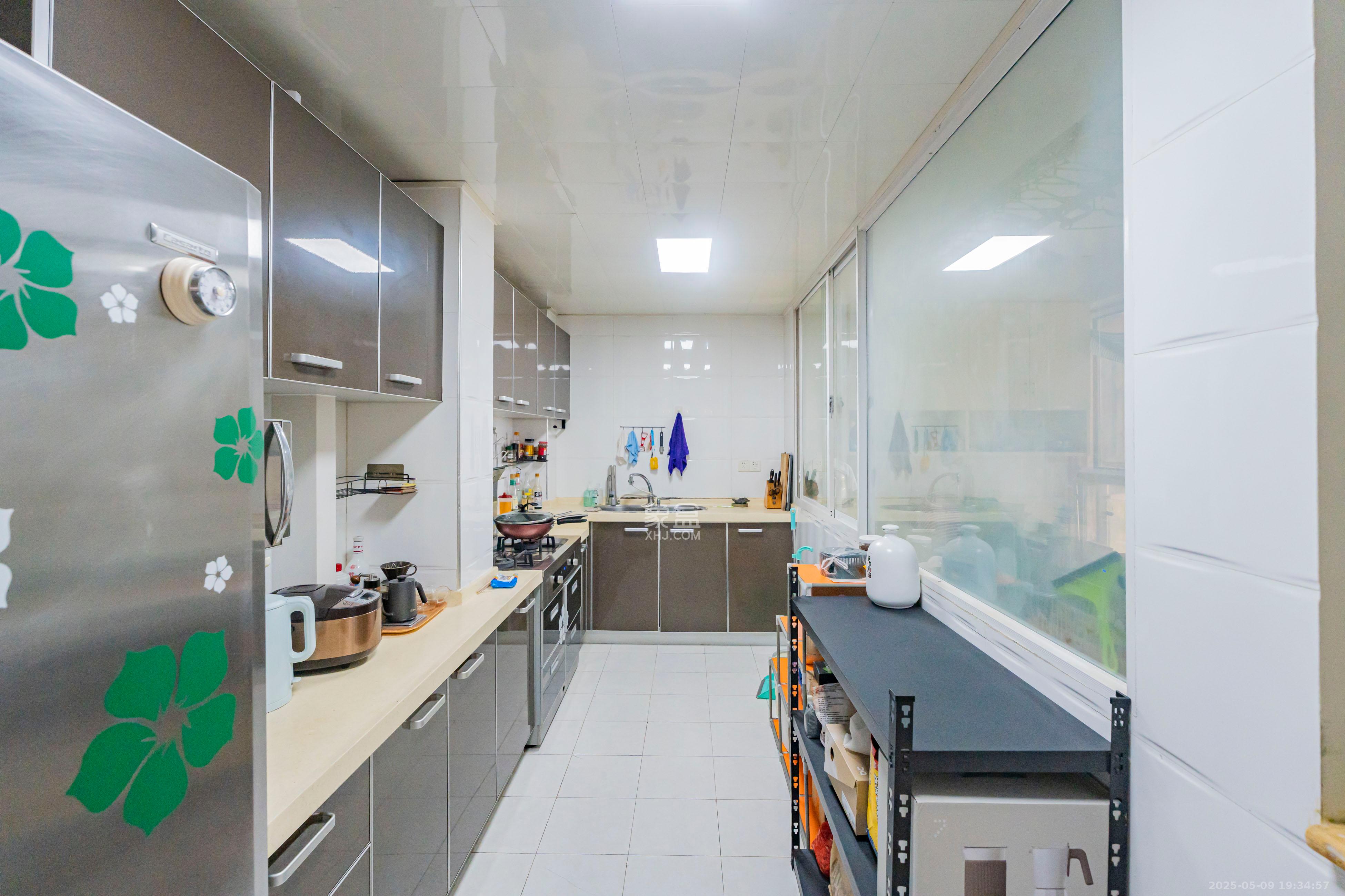 天健芙蓉盛世一期 3室1厅1卫 130.0万 天健芙蓉盛世一期 3室1厅1卫 130.0万厨房