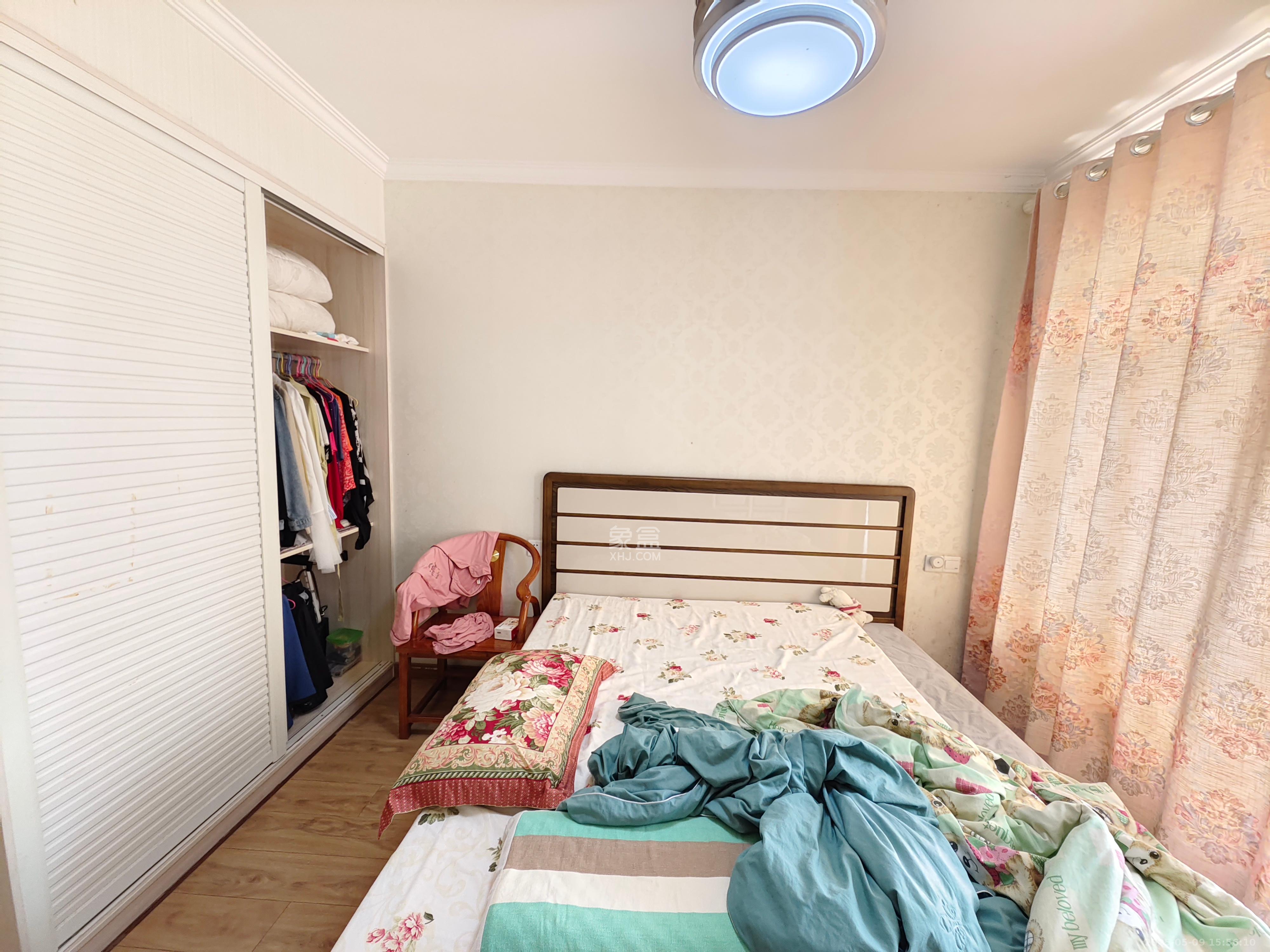 中建芙蓉嘉苑  3室2厅1卫   2300.00元/月室内图