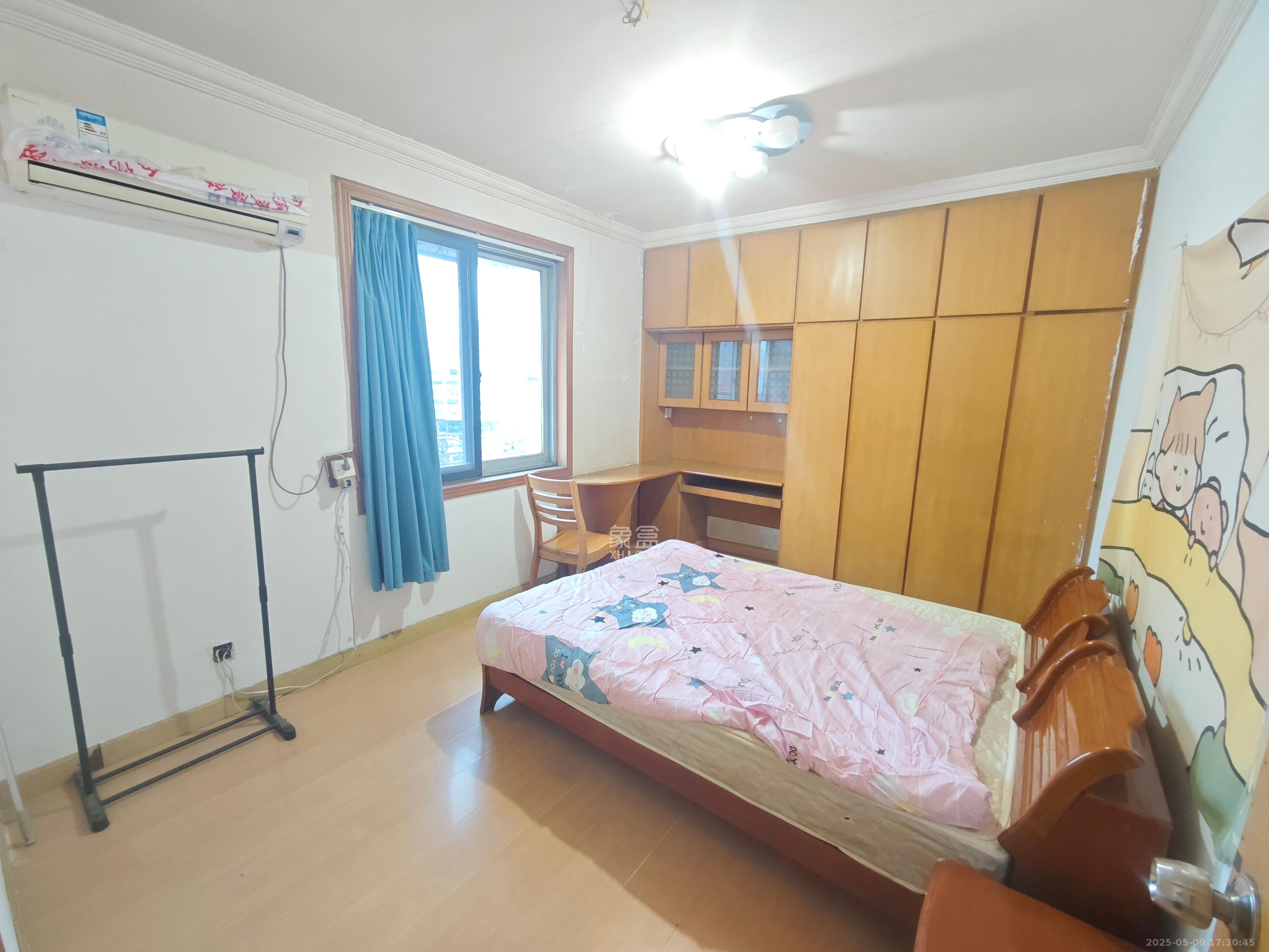 蚌塘小区  2室2厅1卫   1500.00元/月室内图