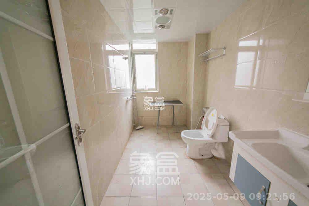 北辰三角洲E4区  5室2厅2卫   3800.00元/月室内图