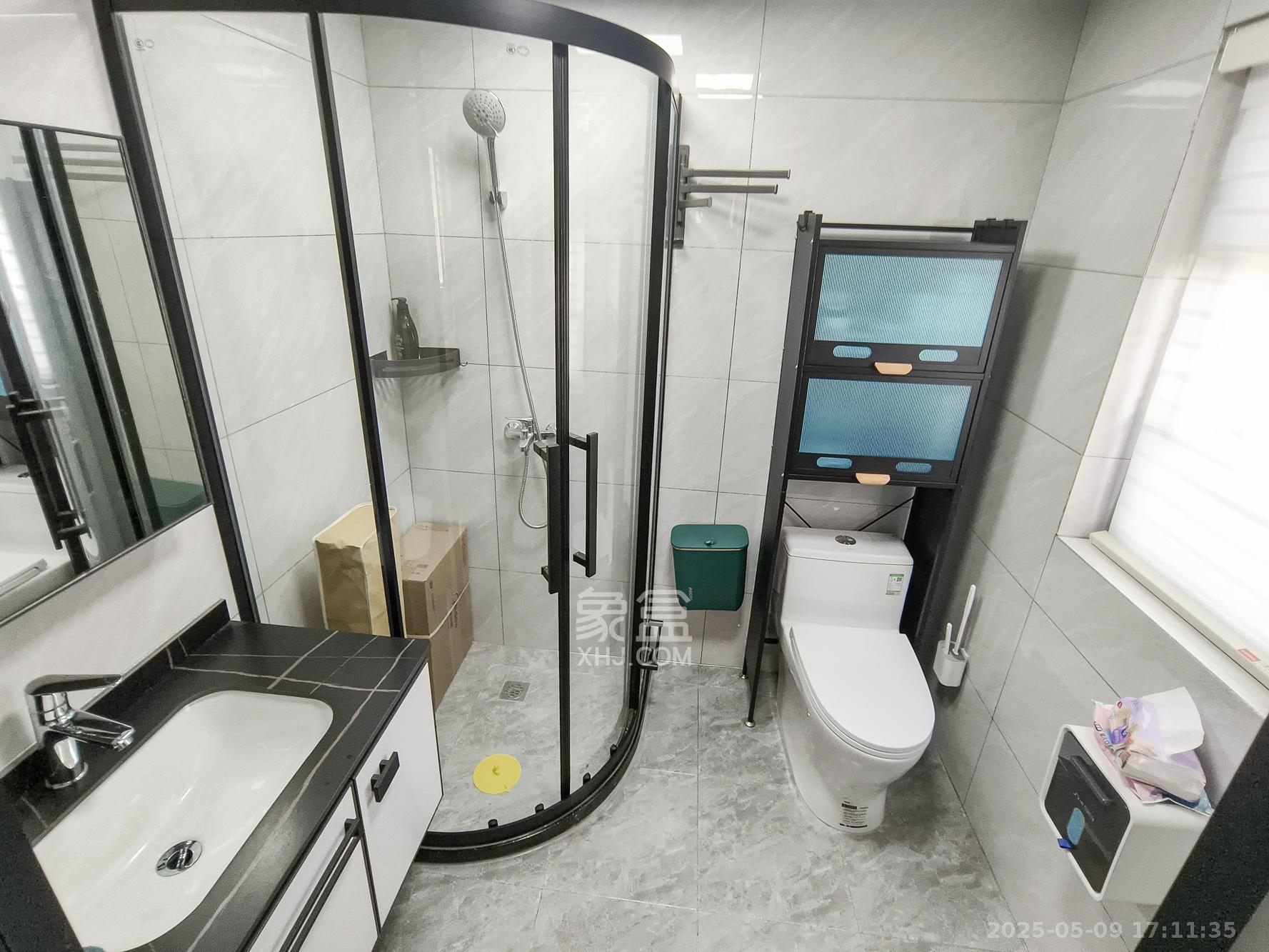 保利香槟国际  3室2厅2卫    95.0万 保利香槟国际  3室2厅2卫    95.0万卫生间