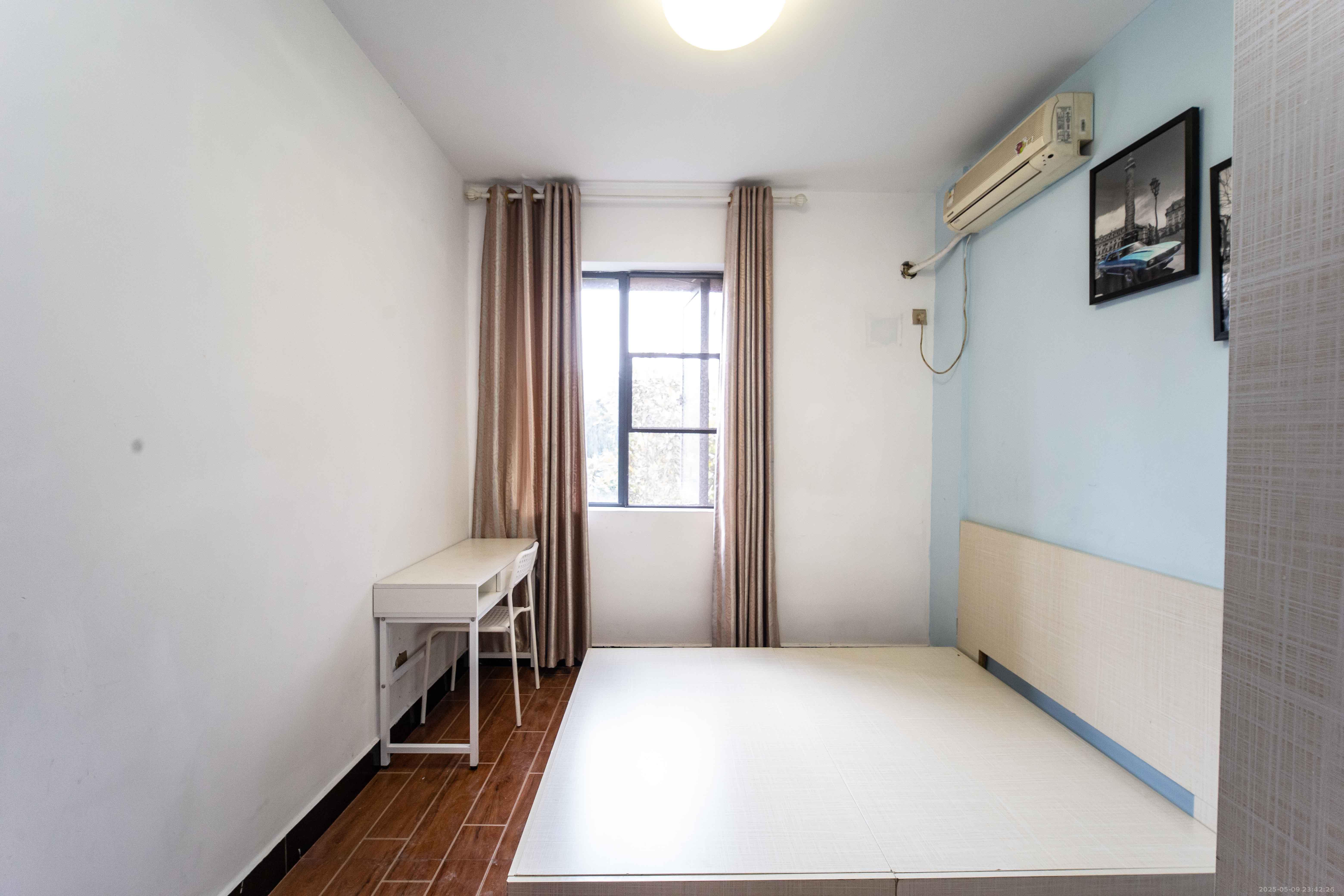 锦湘国际星城四期(金丽苑)  3室2厅2卫    110.0万 锦湘国际星城四期(金丽苑)  3室2厅2卫    110.0万卧室