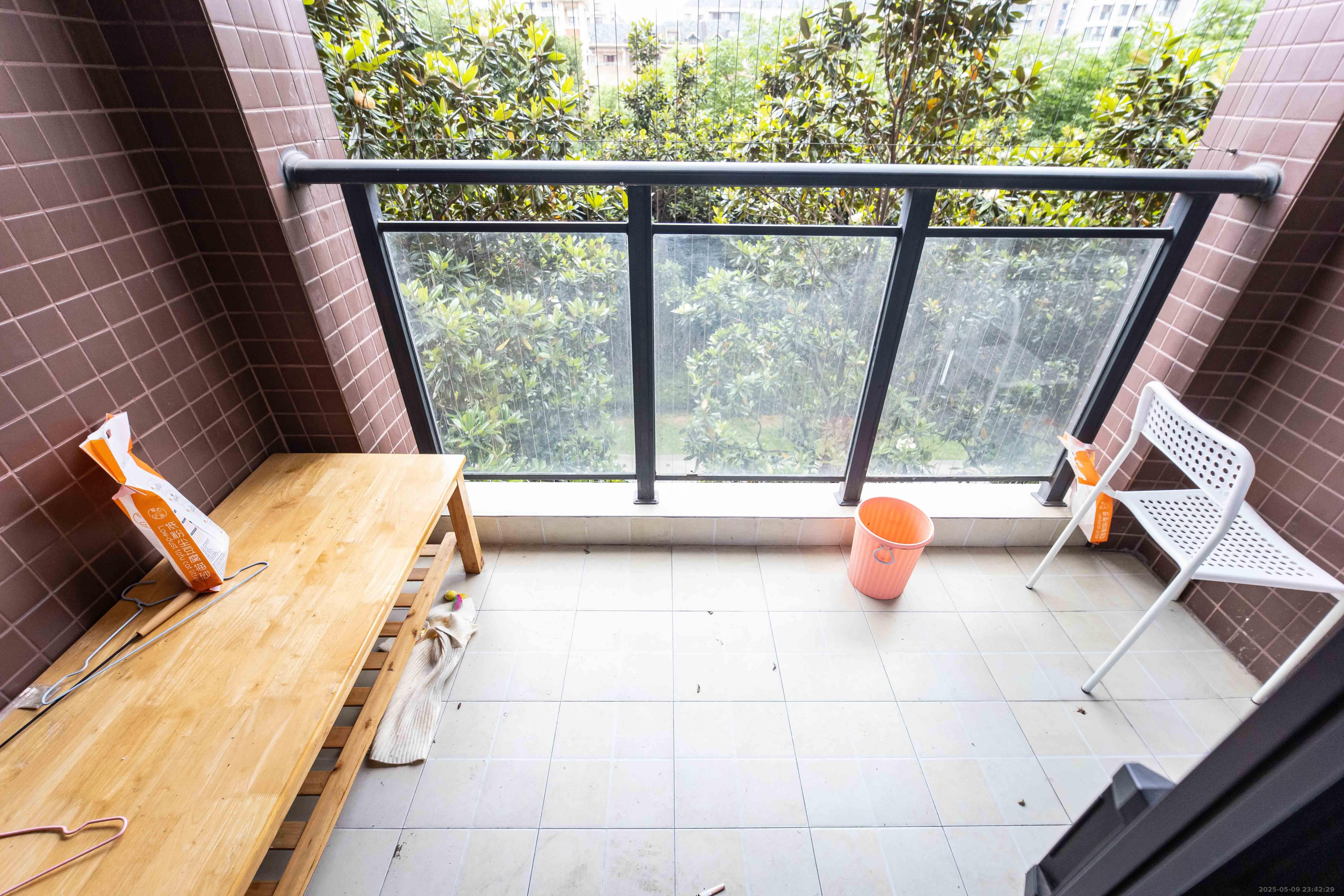 锦湘国际星城四期(金丽苑)  3室2厅2卫    110.0万 锦湘国际星城四期(金丽苑)  3室2厅2卫    110.0万阳台