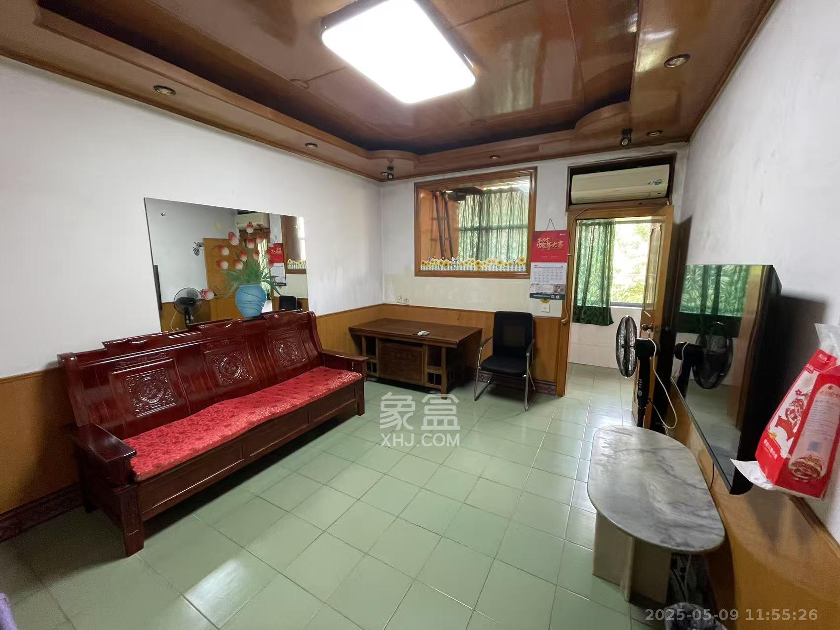 八方公司宿舍(师家老屋)  3室1厅2卫    1800.0元/月 八方公司宿舍(师家老屋)  3室1厅2卫    1800.0元/月室内图