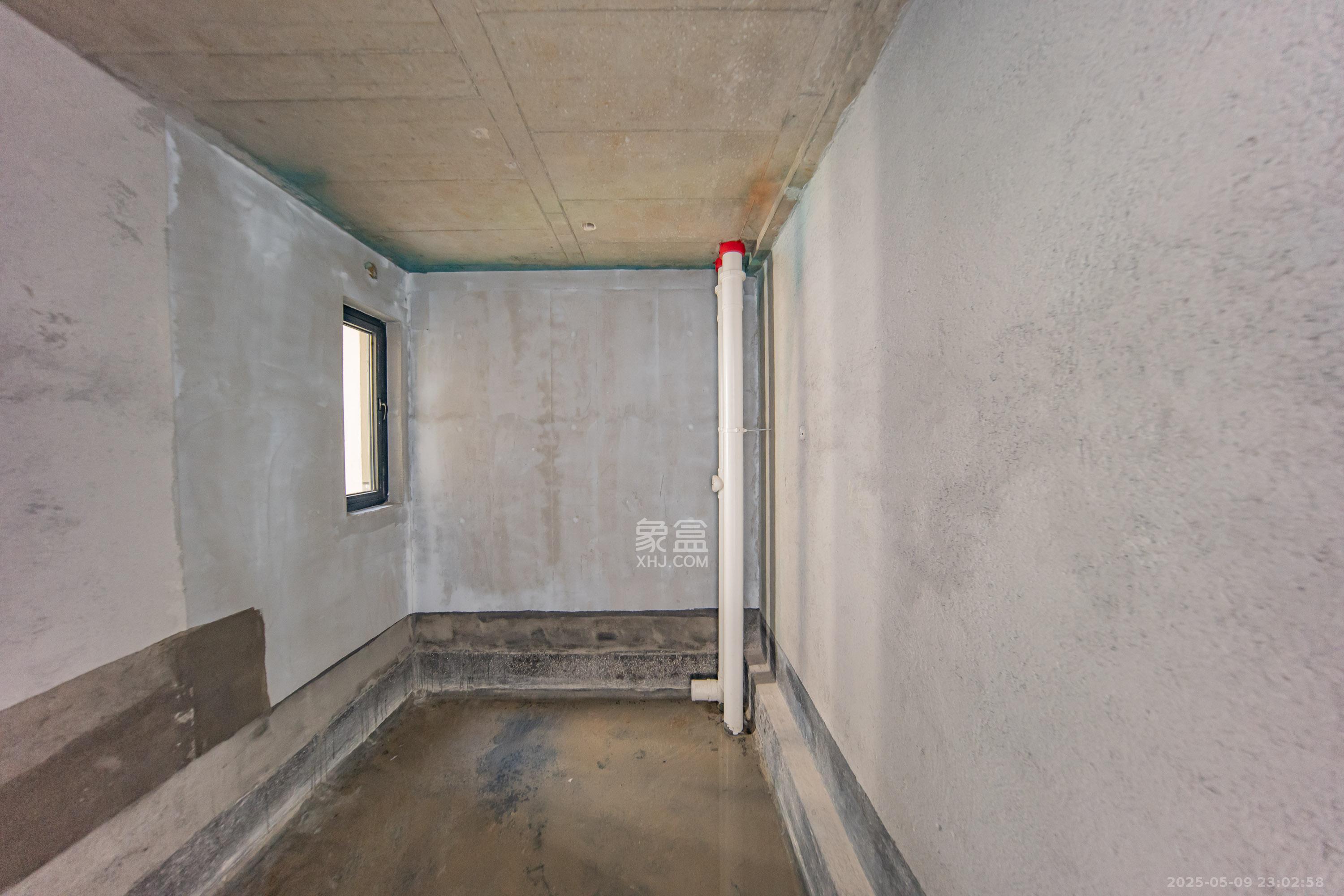 建投象山国际  4室2厅2卫   175.00万卫生间