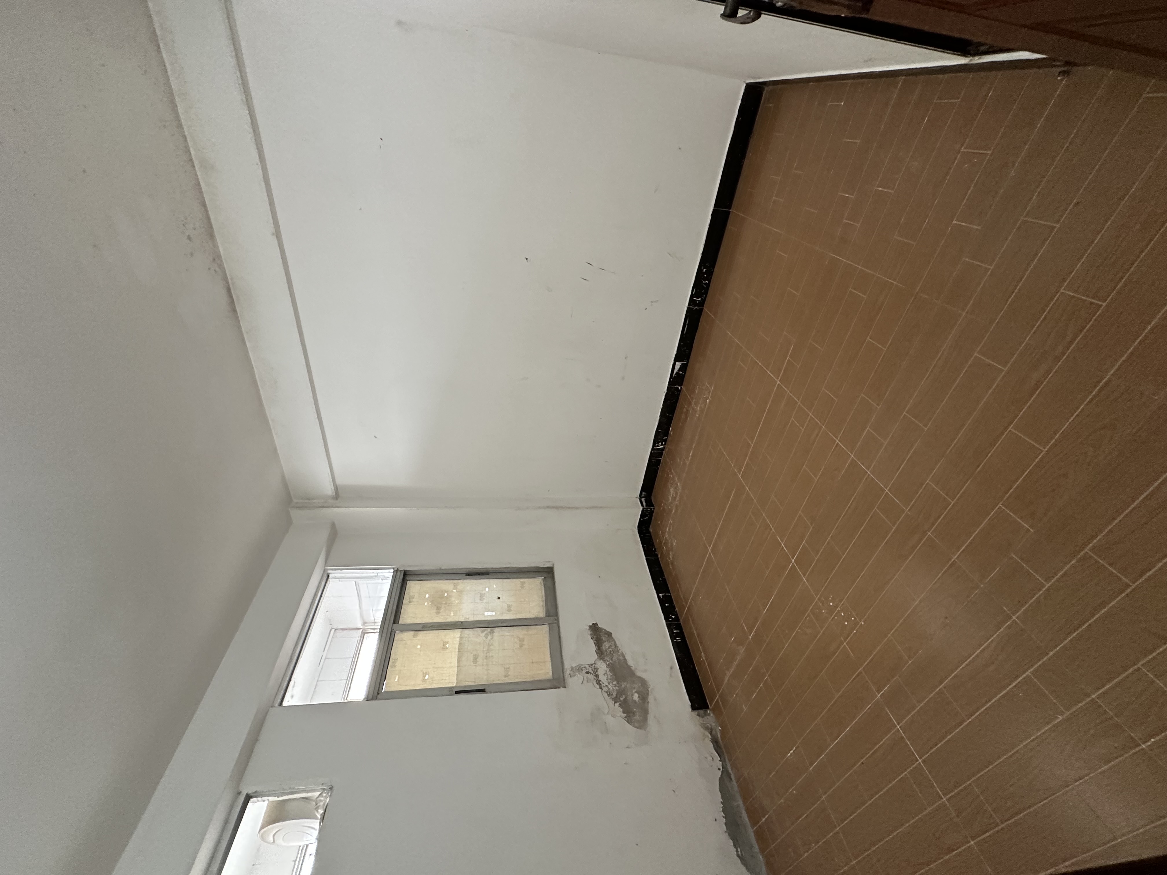 粮食宿舍(宗伯里17号)  3室2厅1卫    73.0万 粮食宿舍(宗伯里17号)  3室2厅1卫    73.0万客厅