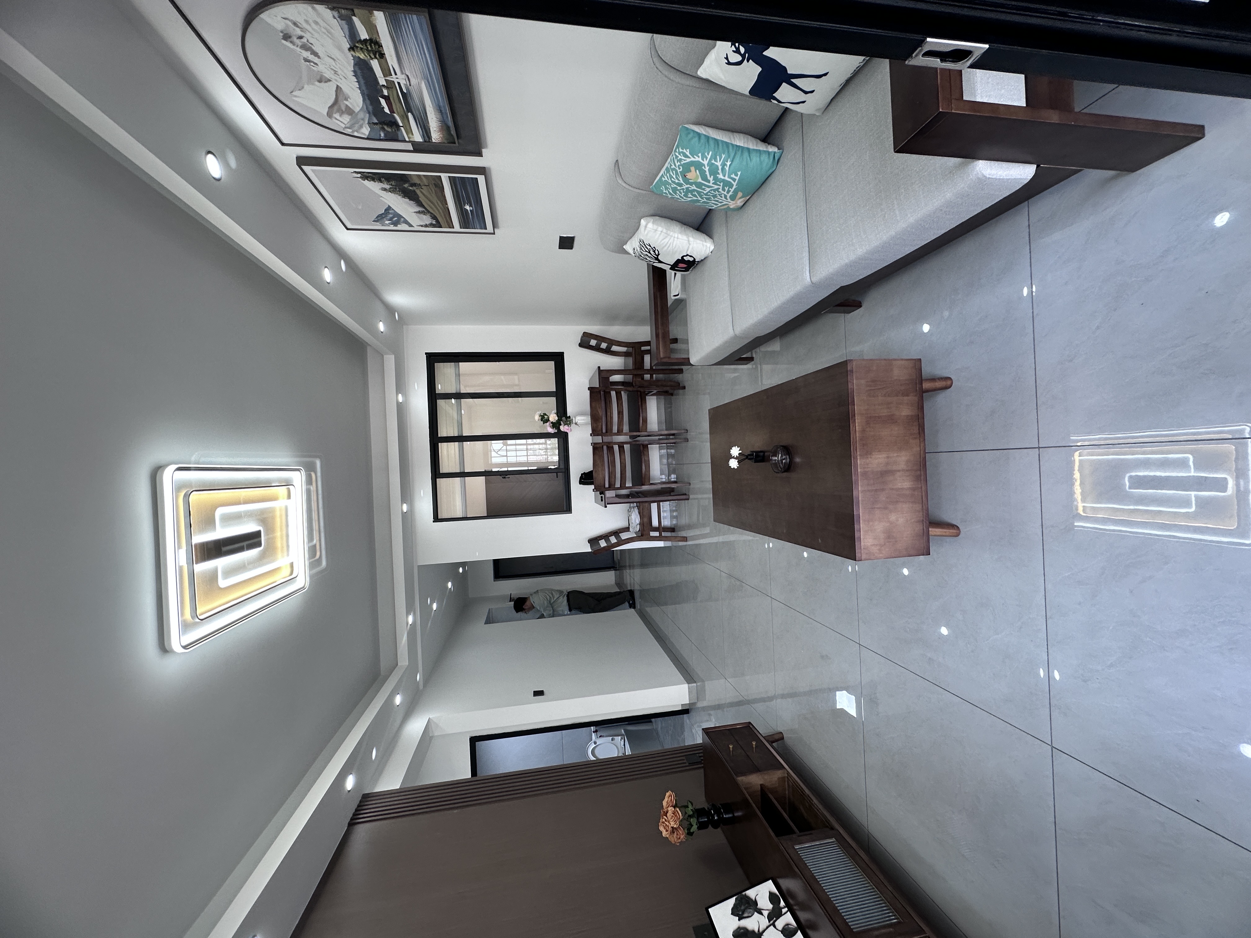 水岸阳光A小区 3室2厅1卫 103.0万 水岸阳光A小区 3室2厅1卫 103.0万客厅